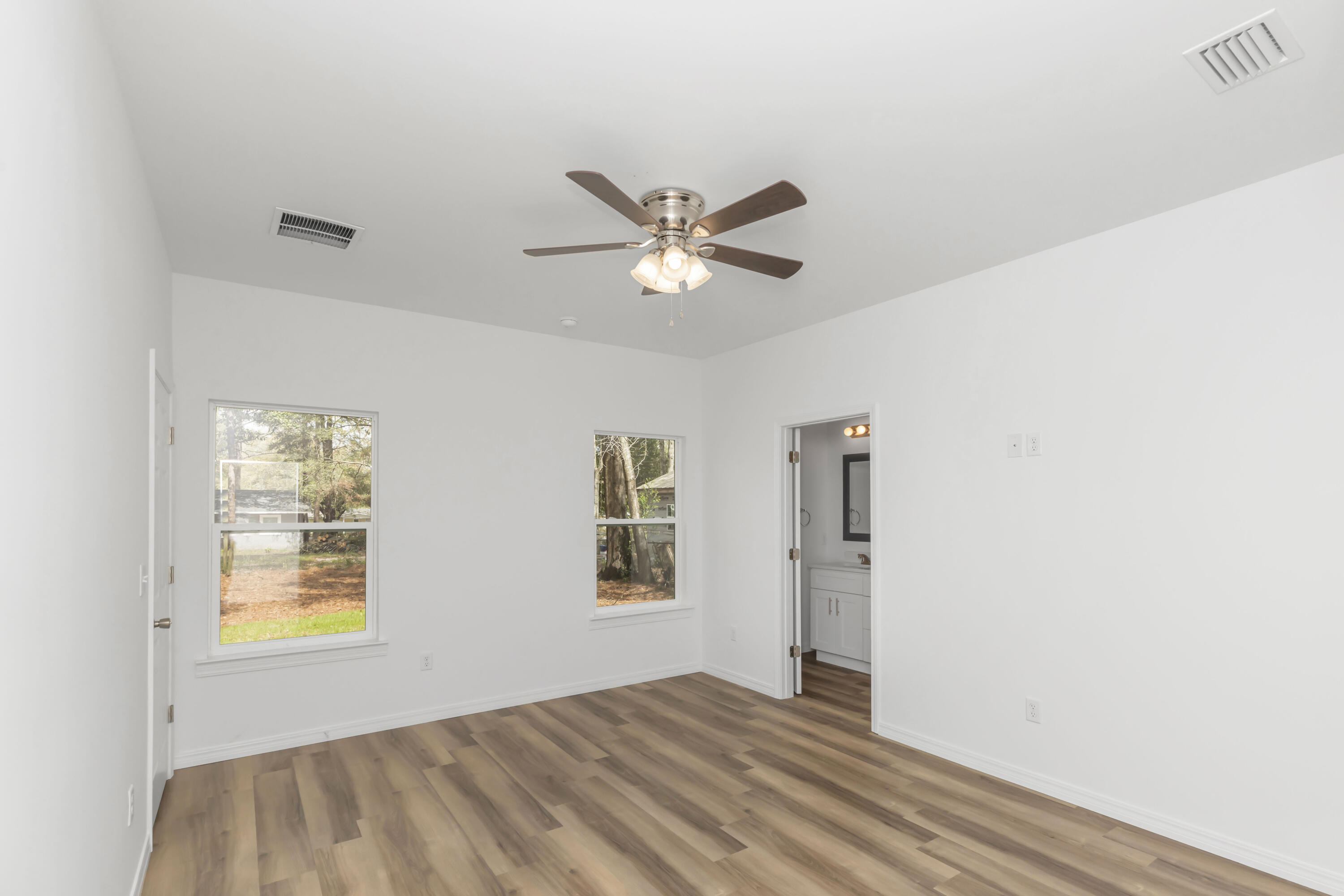 MORRIS ADD CRESTVIEW LOTS 43 & 44 BLK 7 - Residential