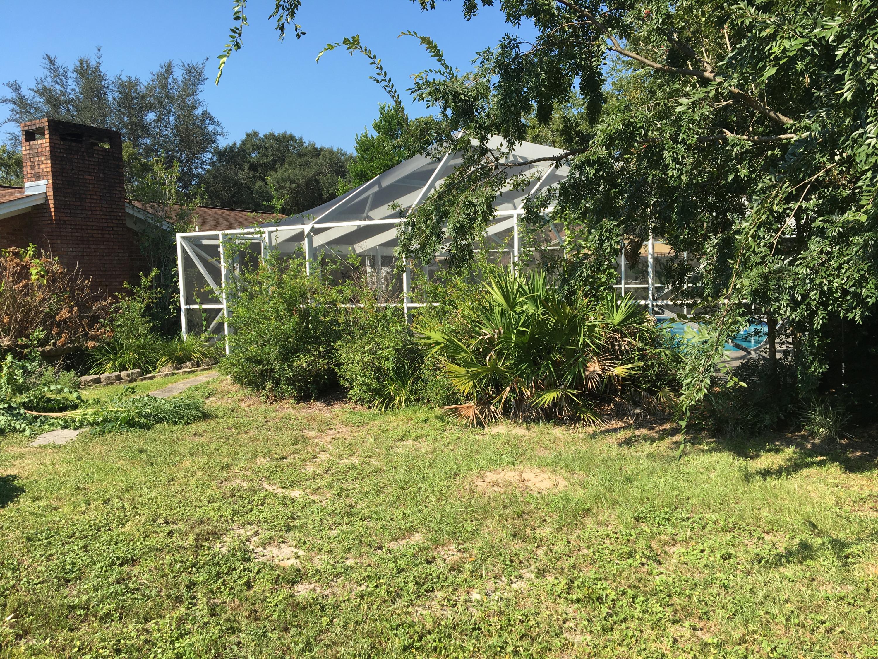 COLLEGE WOOD - Residential