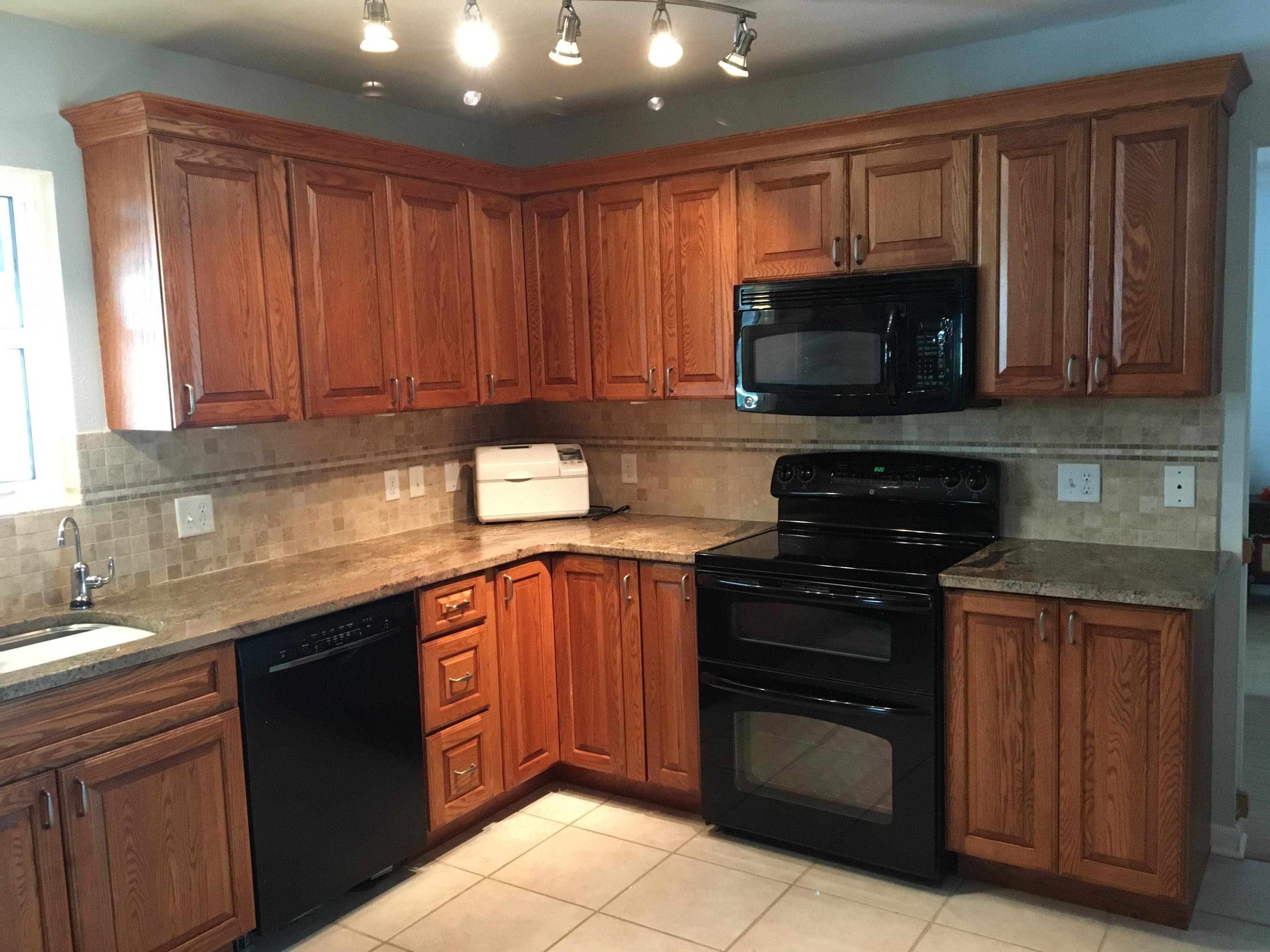 COLLEGE WOOD - Residential