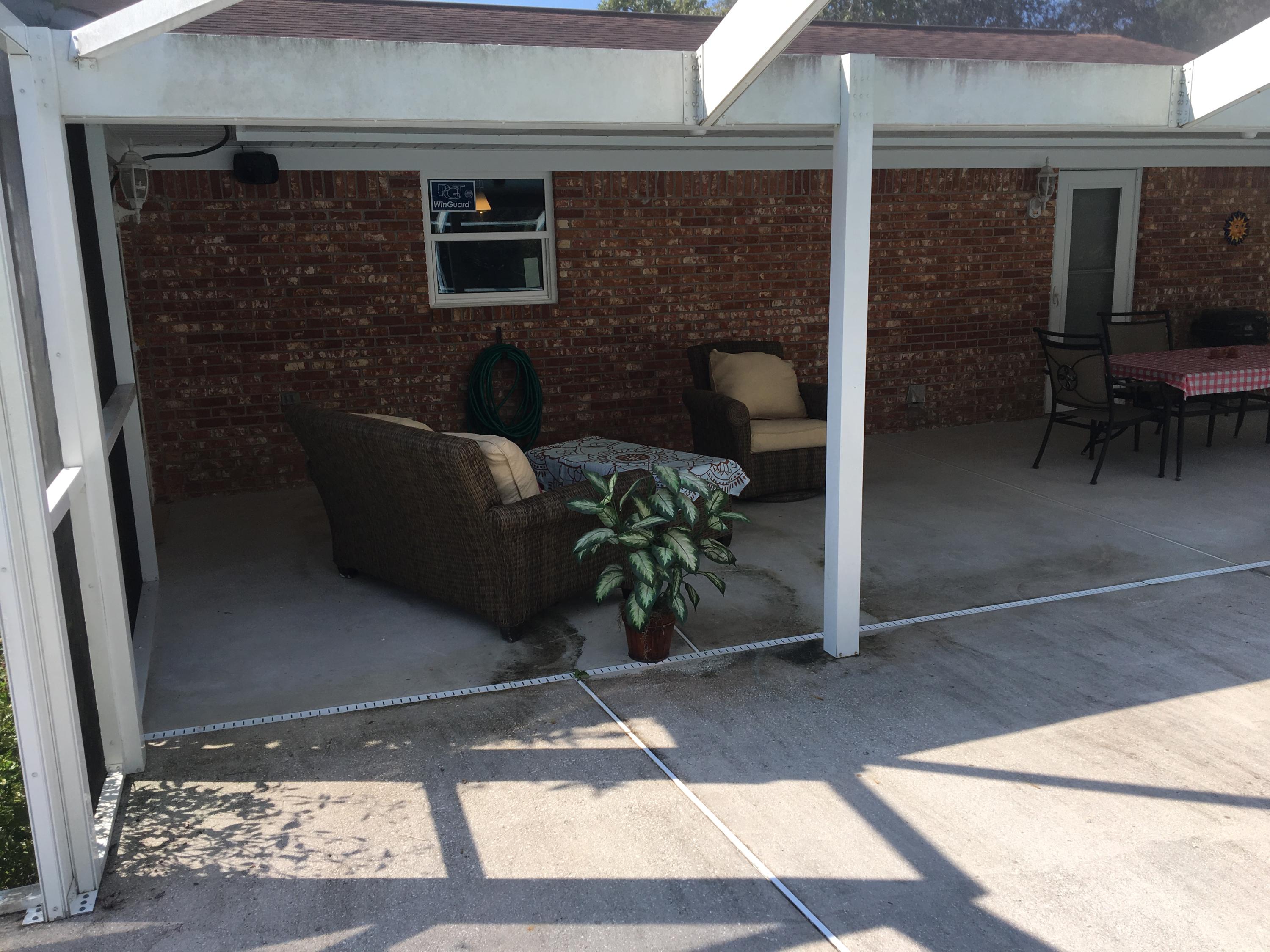 COLLEGE WOOD - Residential