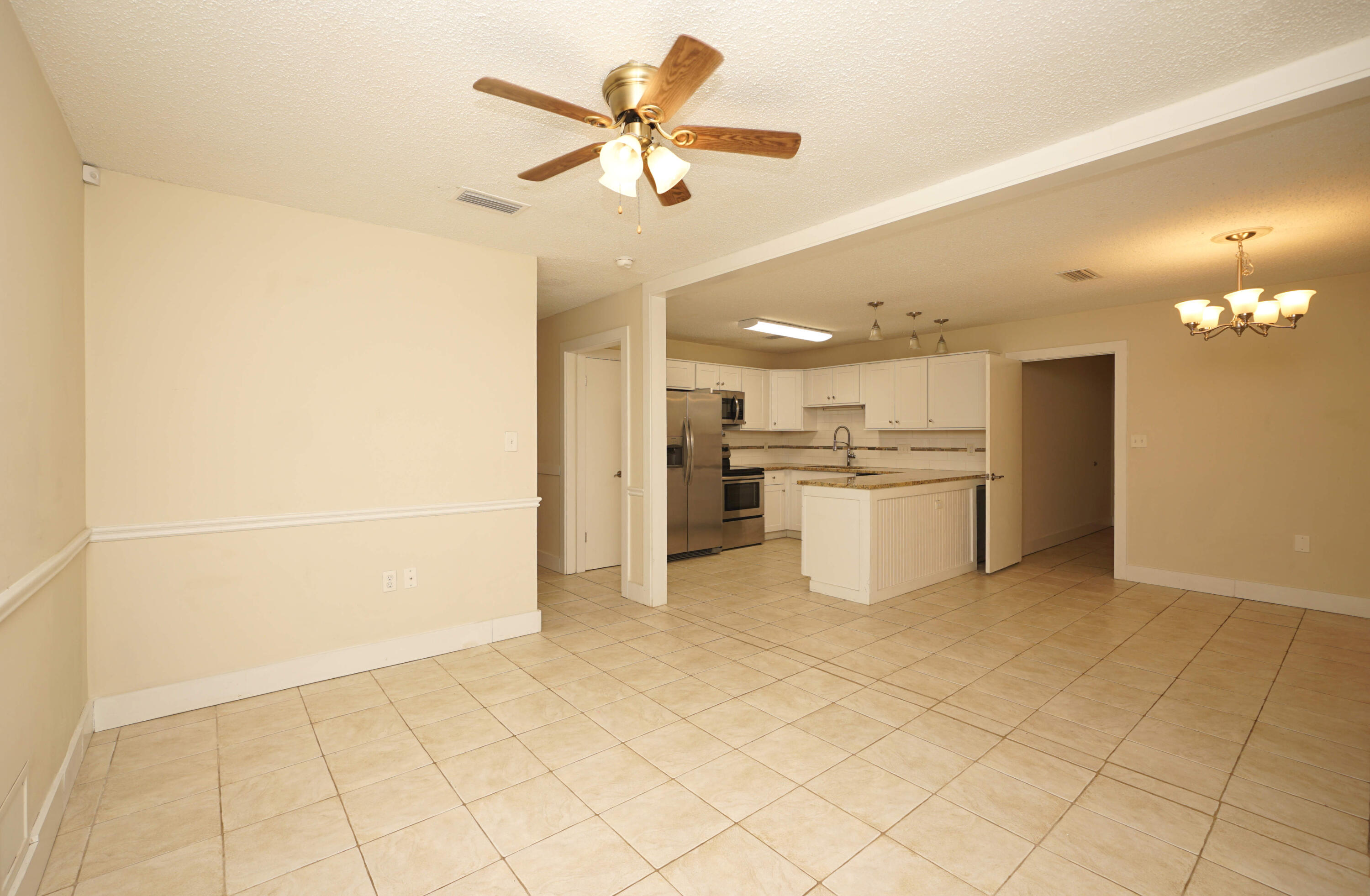 PALM ESTATES UNIT 2 - Residential