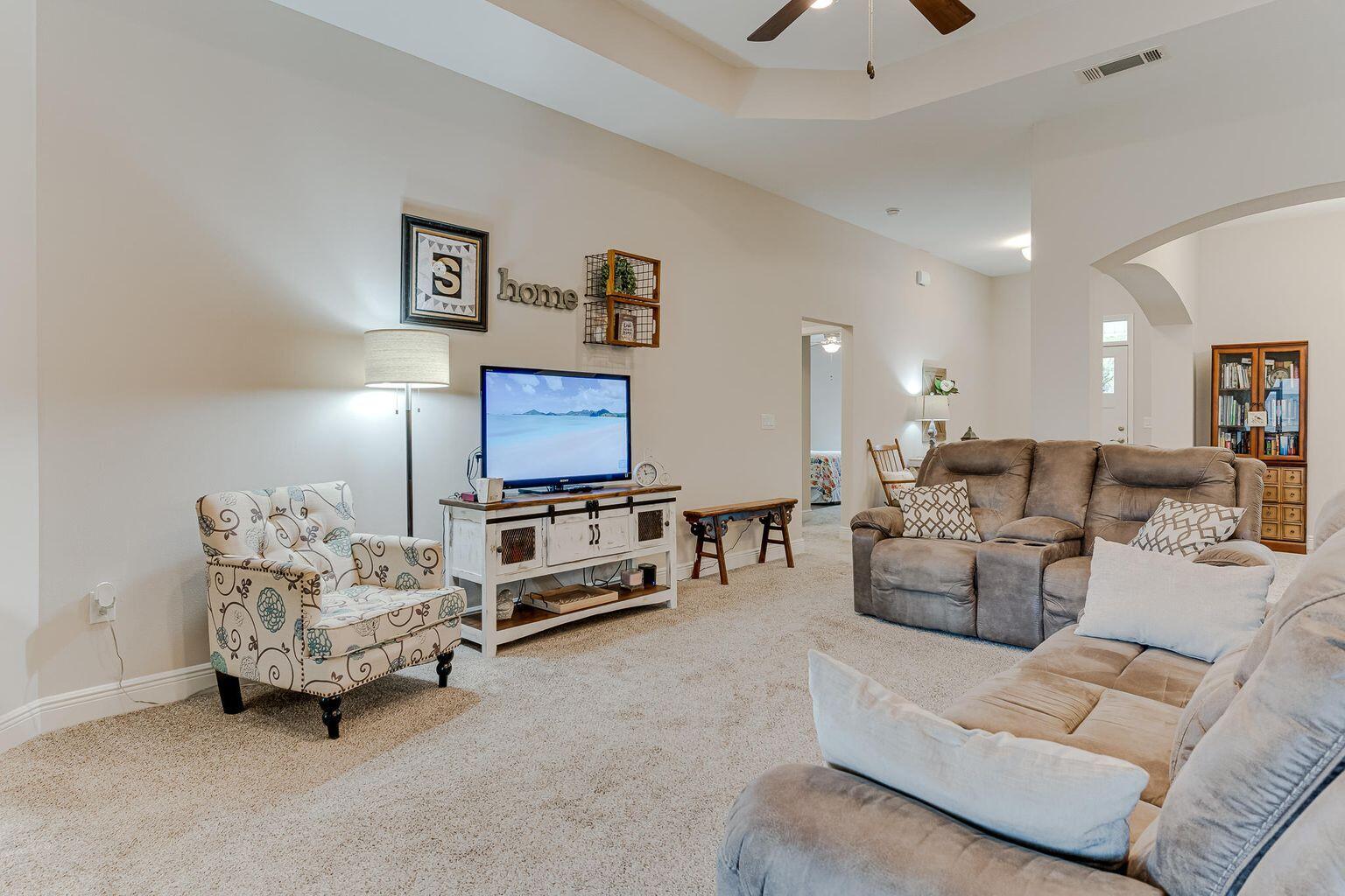 EVERGREEN SHORES 1ST ADDN - Residential