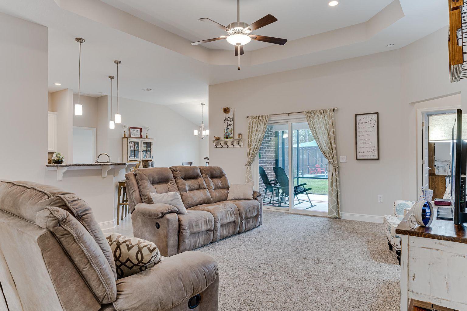 EVERGREEN SHORES 1ST ADDN - Residential