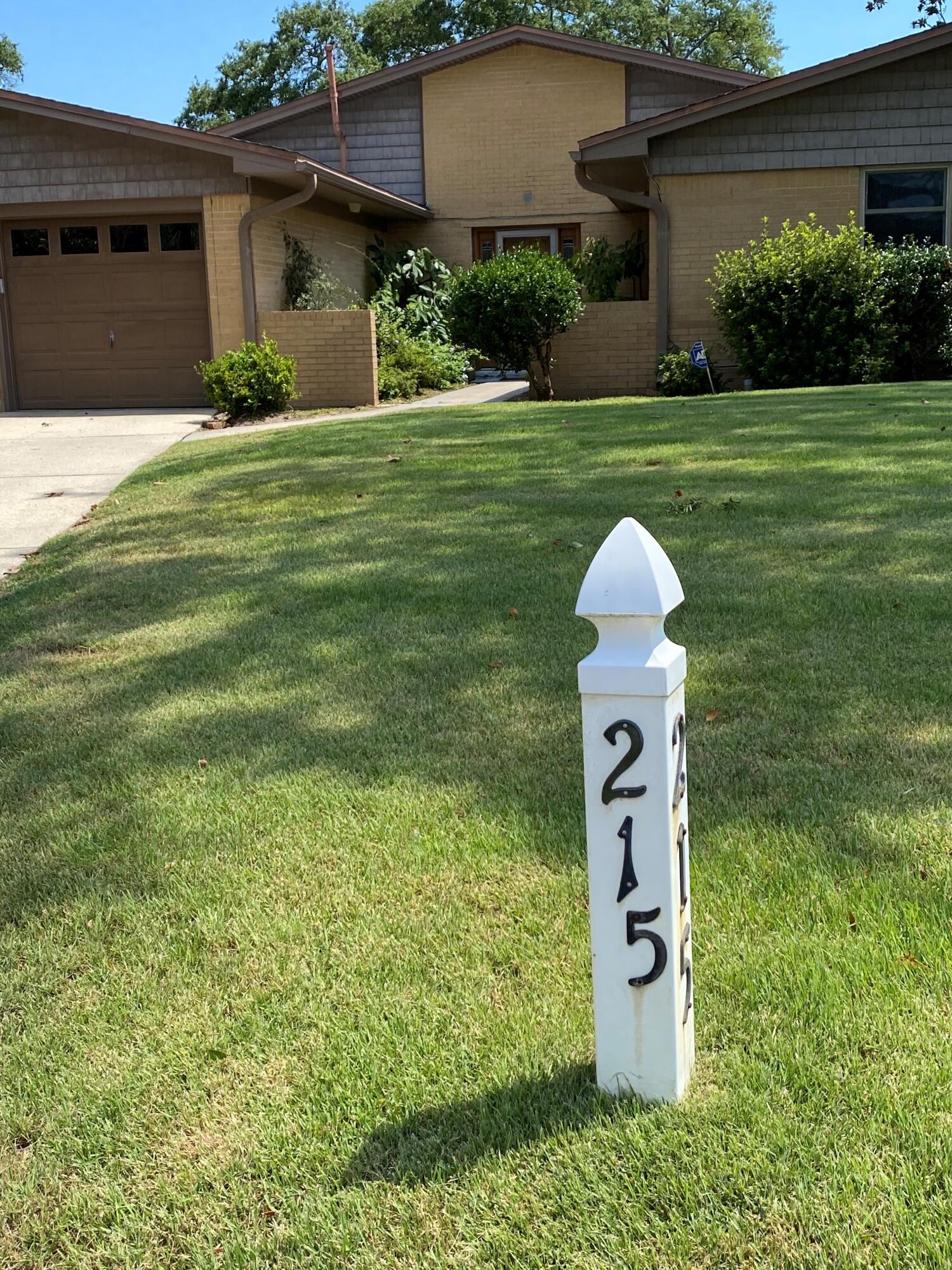 BAYOU WOODS 2ND ADDN - Residential