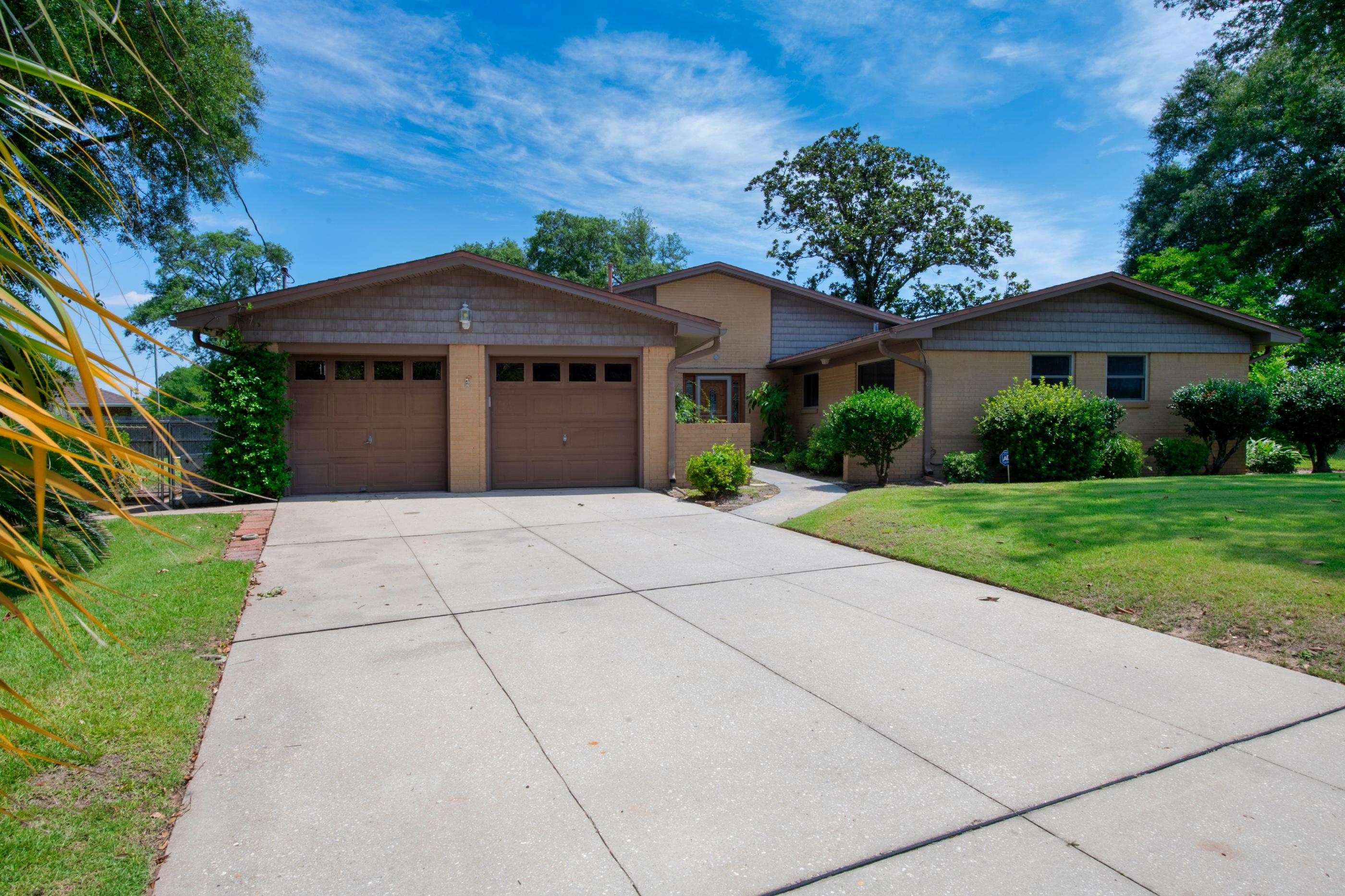 BAYOU WOODS 2ND ADDN - Residential