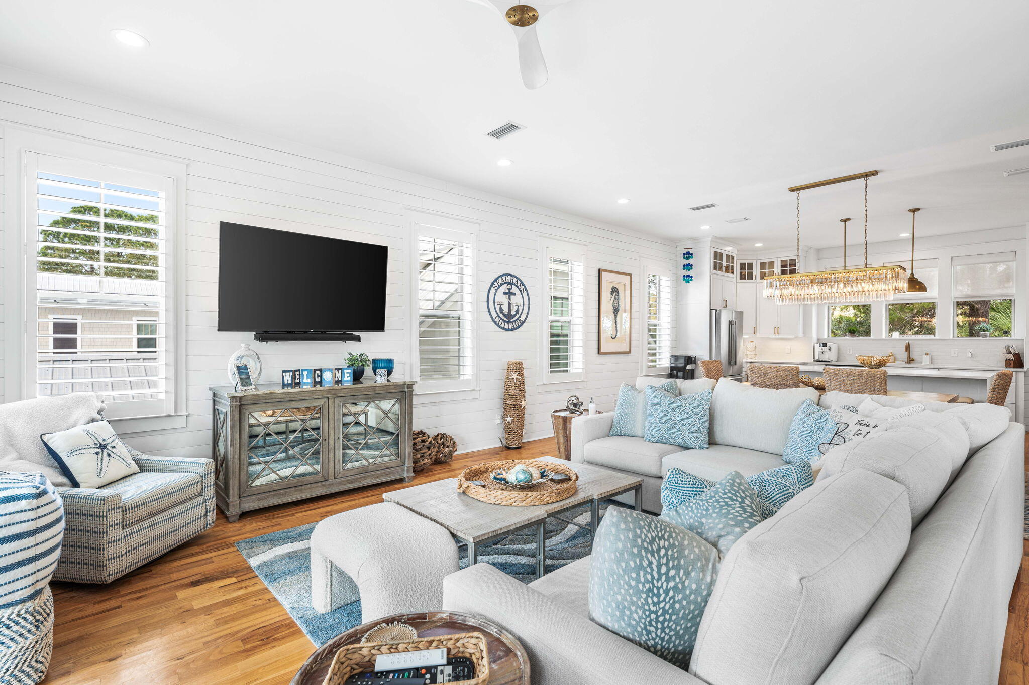 COTTAGES AT EASTERN LAKE - Residential