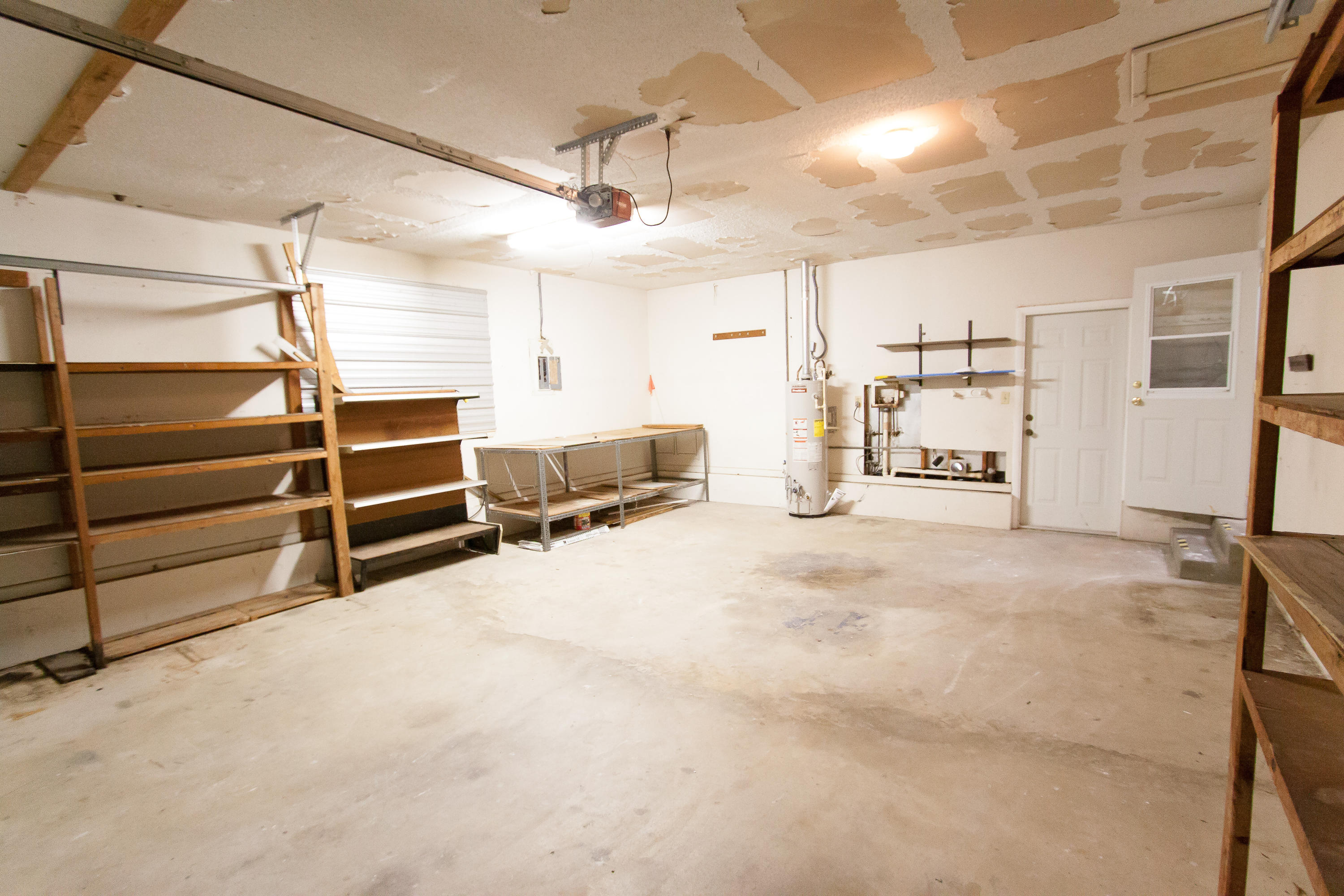 LAKE LORRAINE ESTATES 1 - Residential