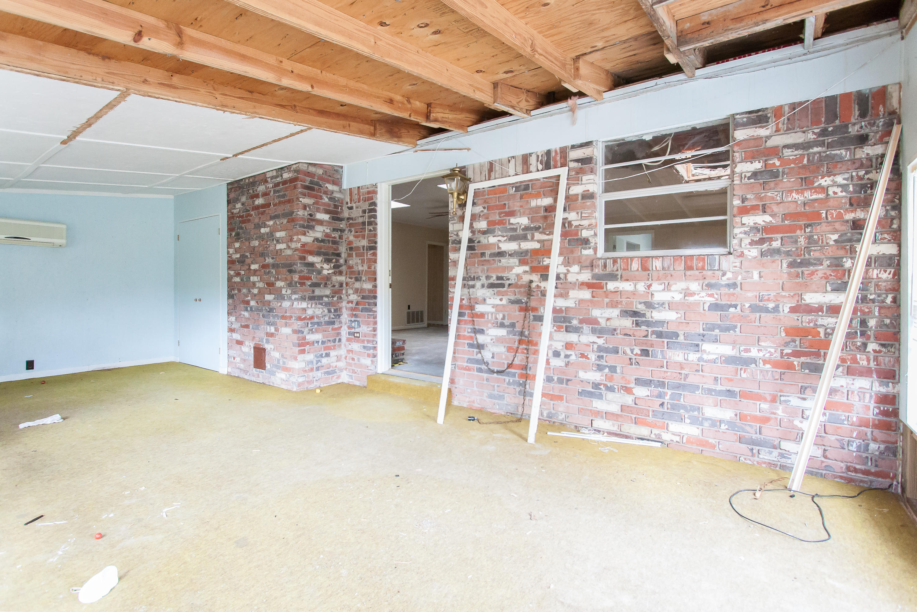 LAKE LORRAINE ESTATES 1 - Residential