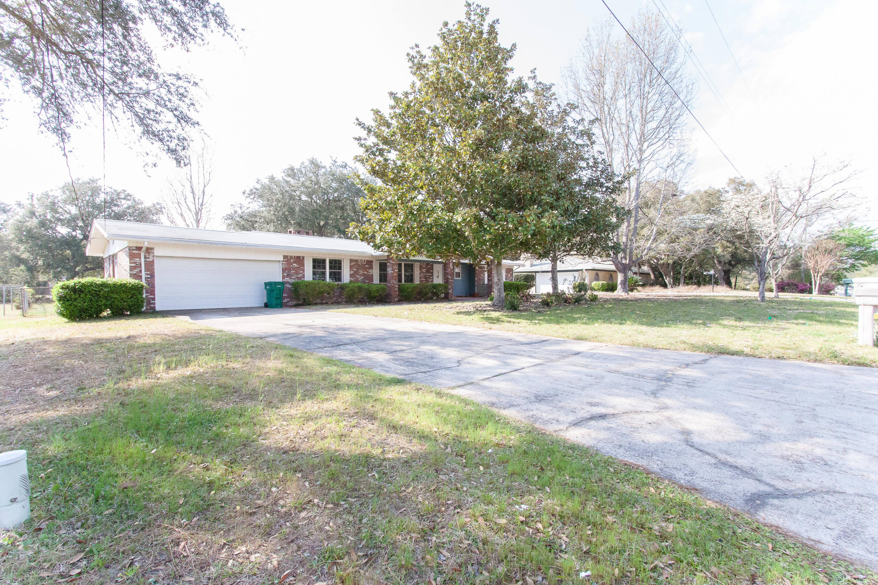 LAKE LORRAINE ESTATES 1 - Residential