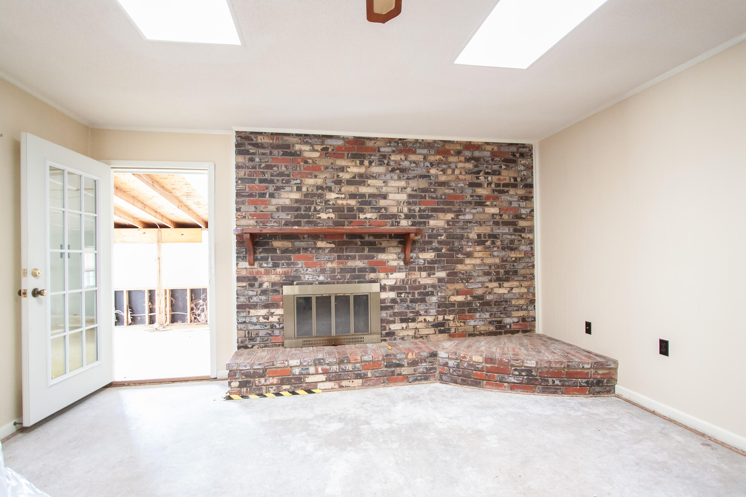 LAKE LORRAINE ESTATES 1 - Residential