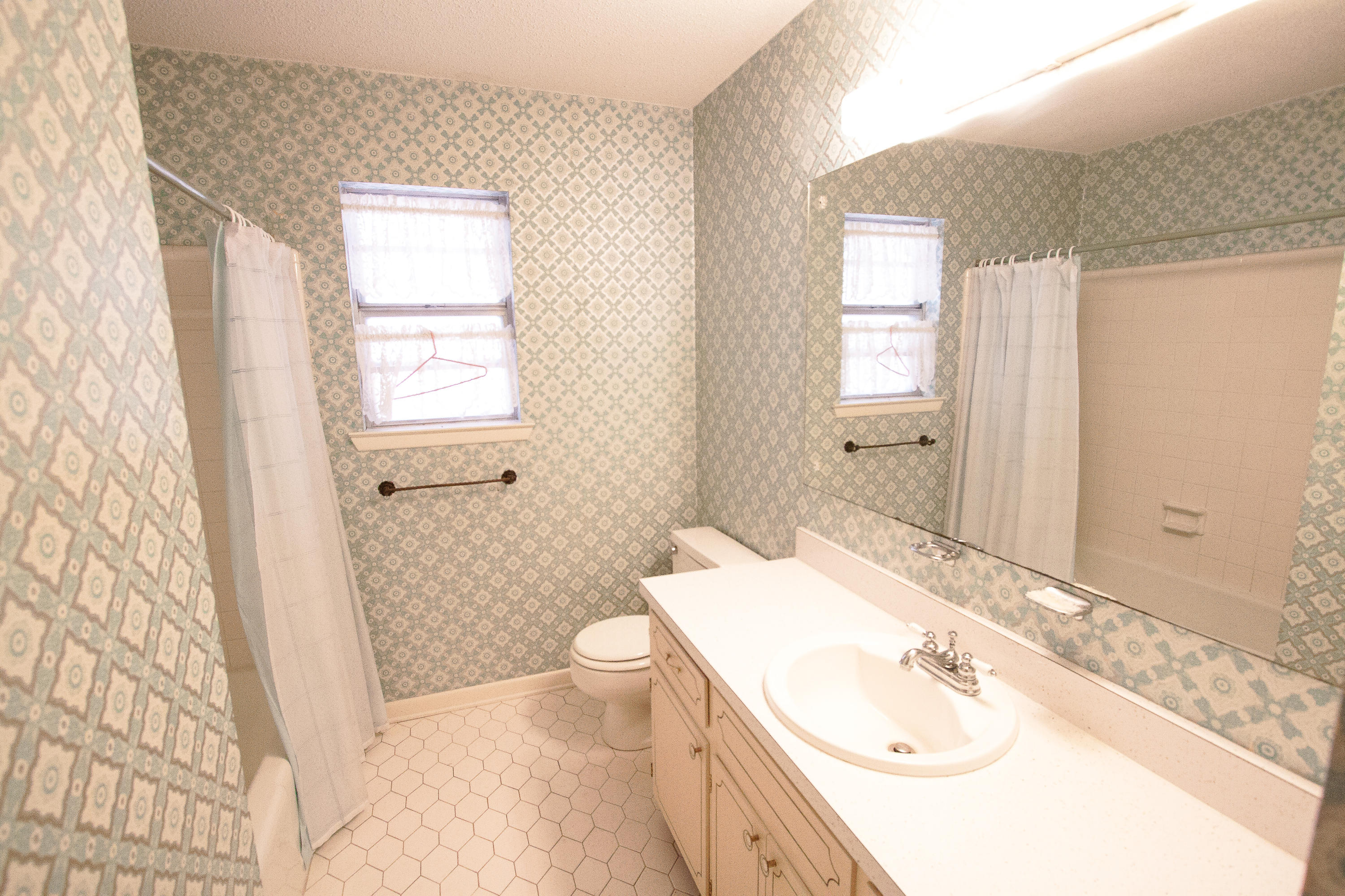 LAKE LORRAINE ESTATES 1 - Residential