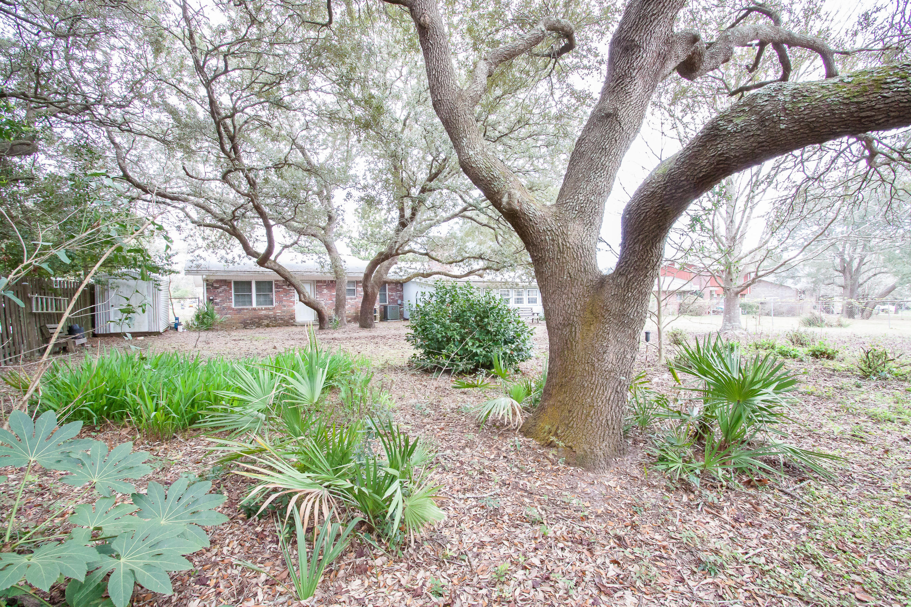 LAKE LORRAINE ESTATES 1 - Residential