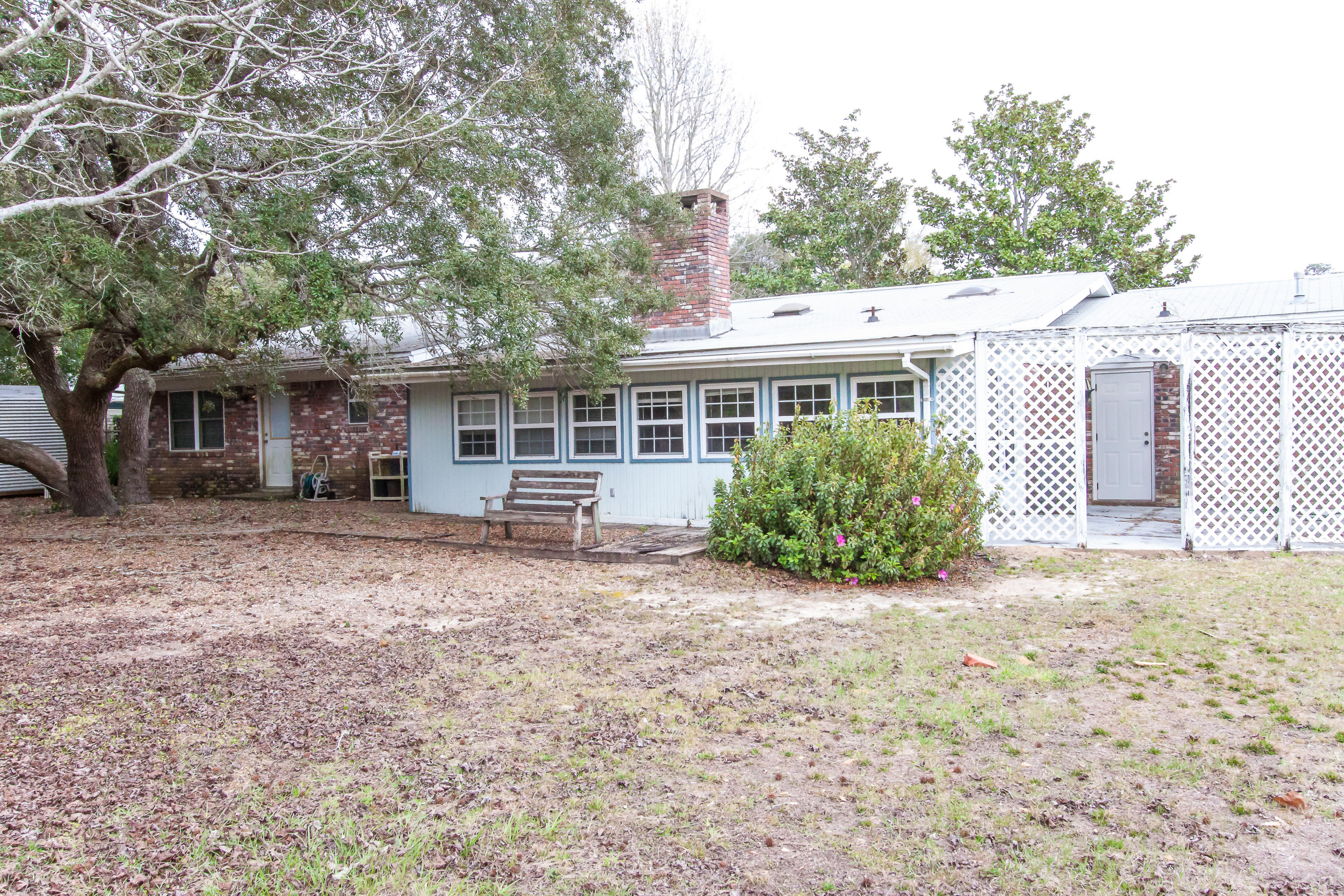 LAKE LORRAINE ESTATES 1 - Residential