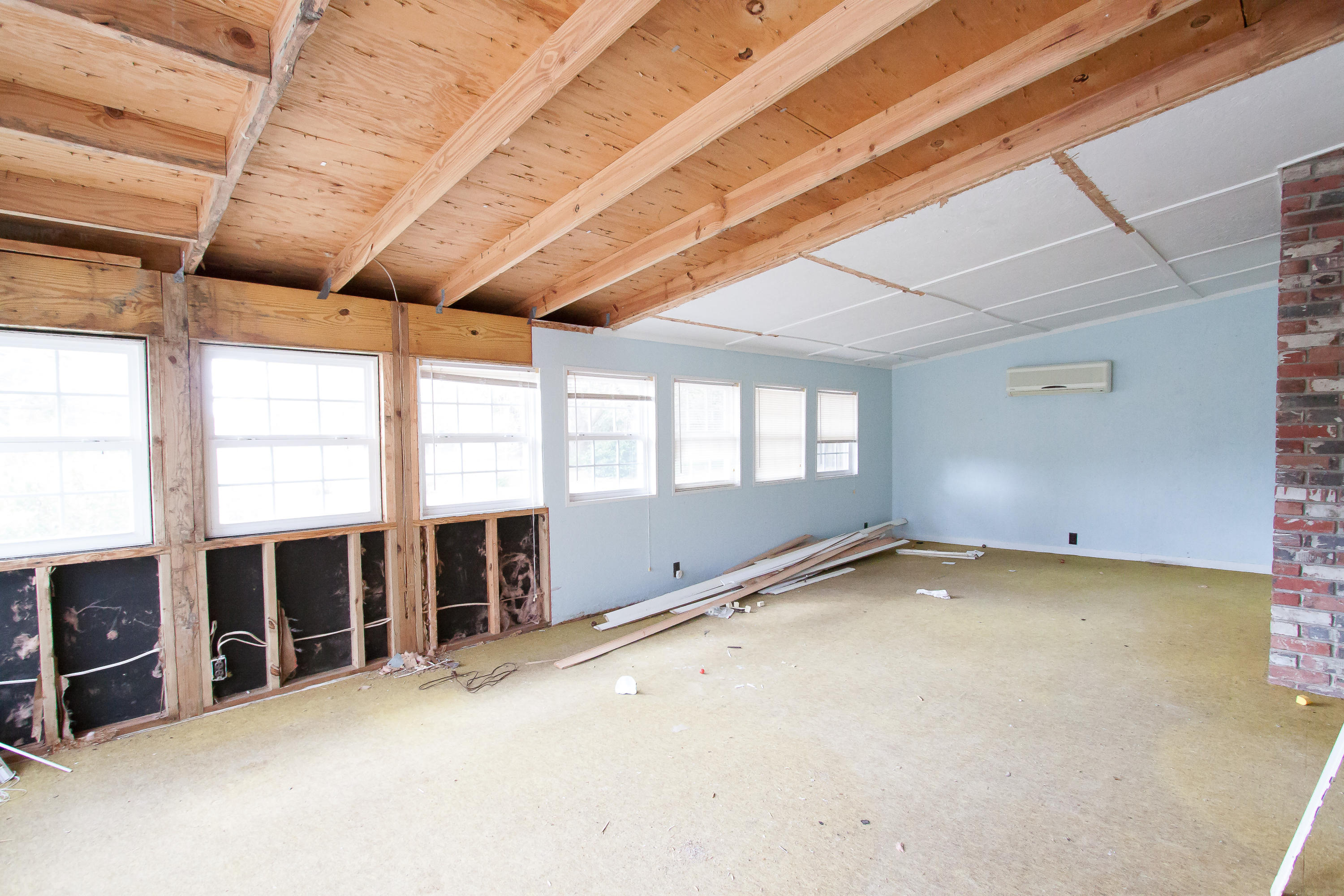 LAKE LORRAINE ESTATES 1 - Residential