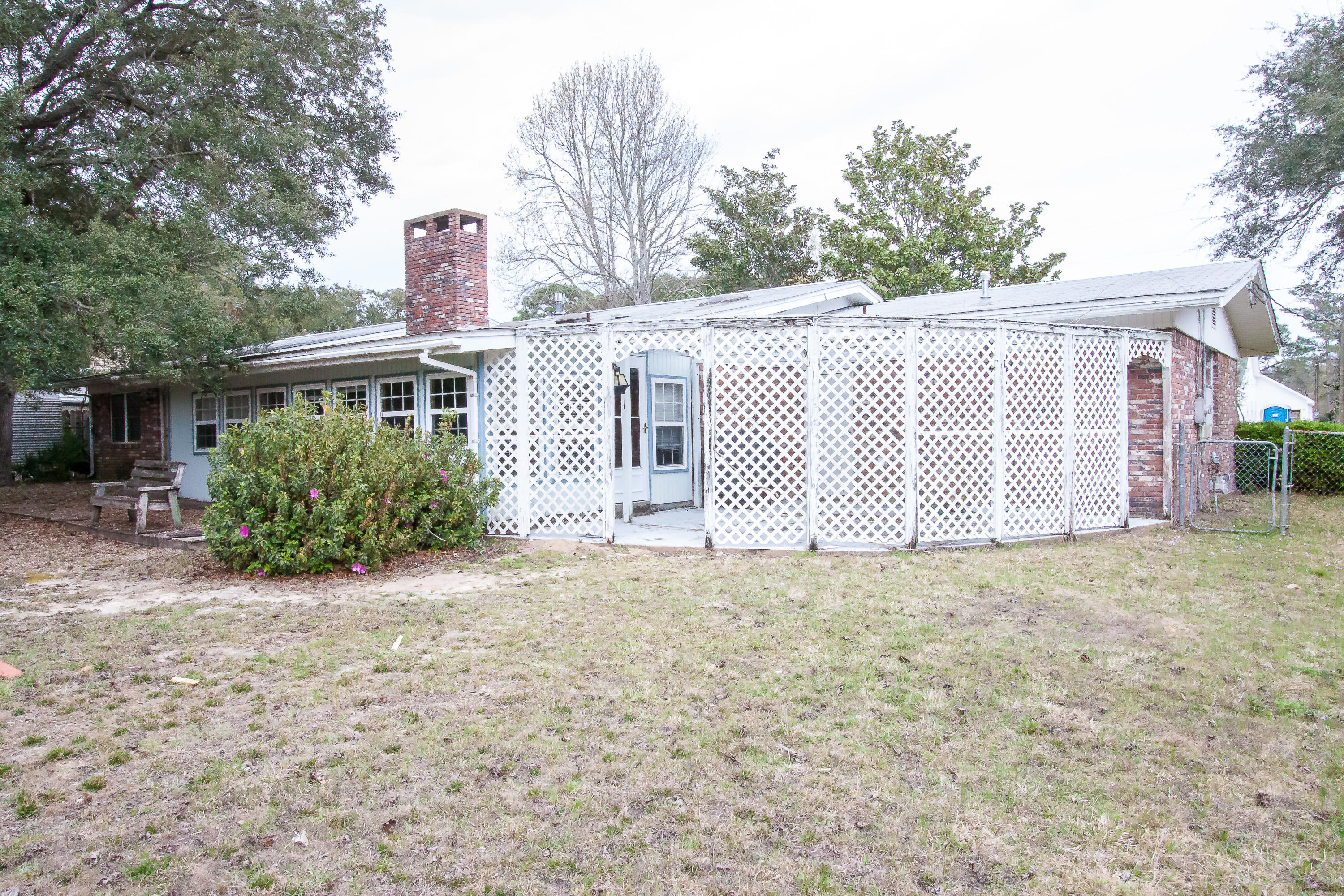 LAKE LORRAINE ESTATES 1 - Residential