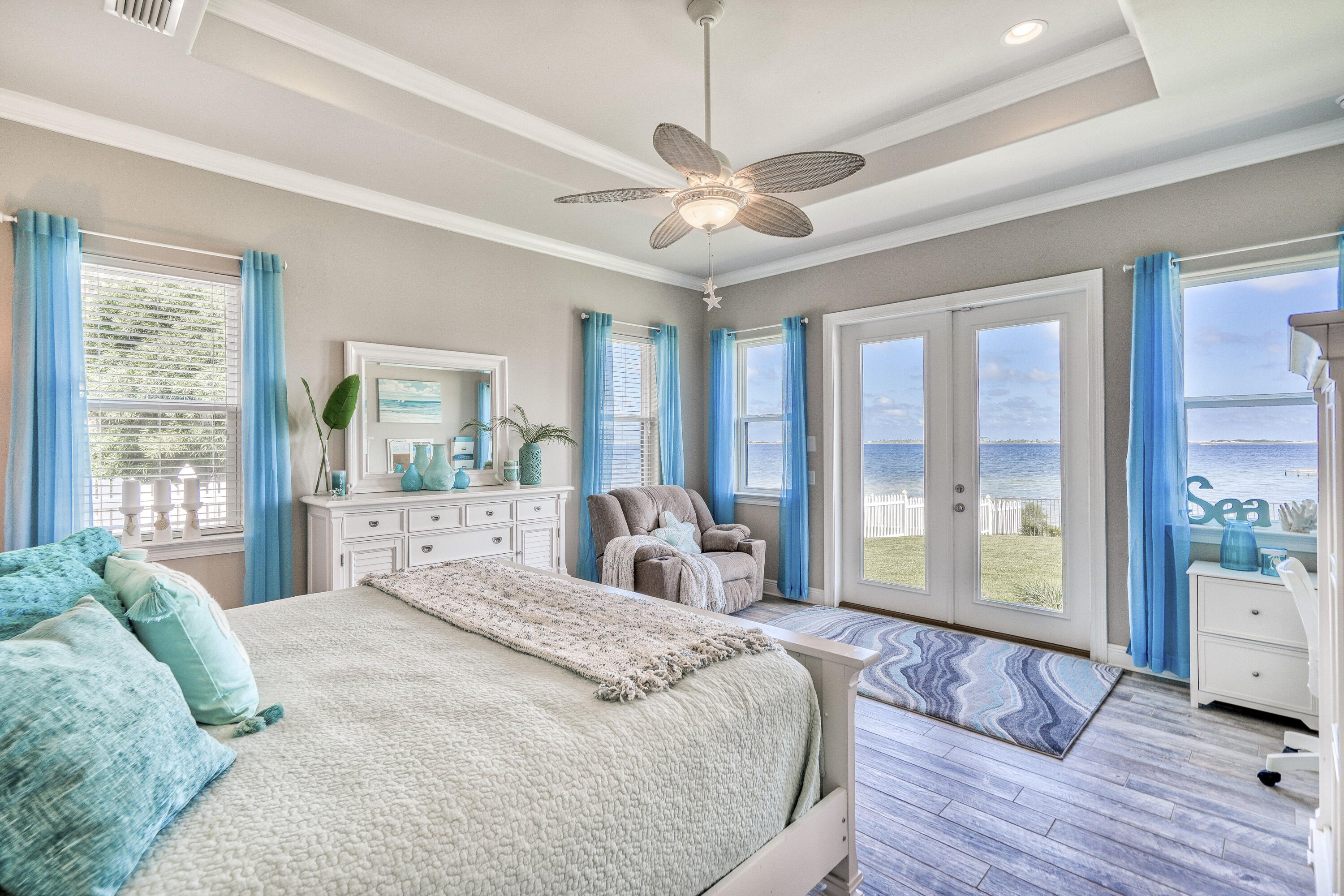 RIVIERA BEACH - Residential