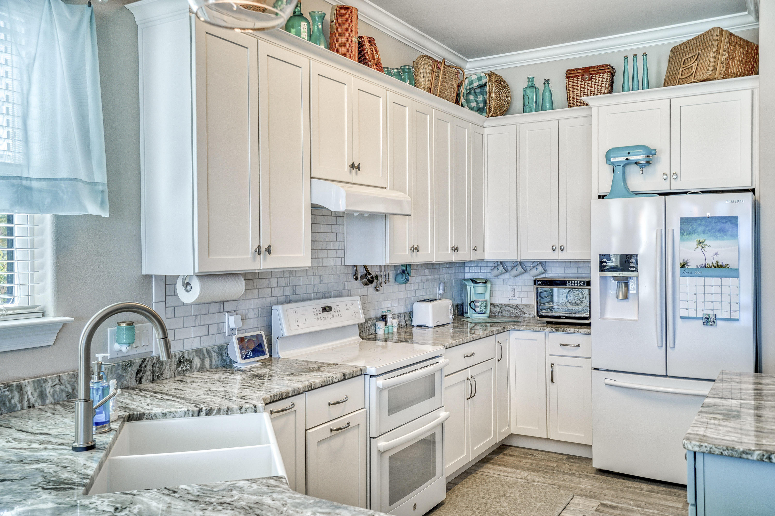 RIVIERA BEACH - Residential