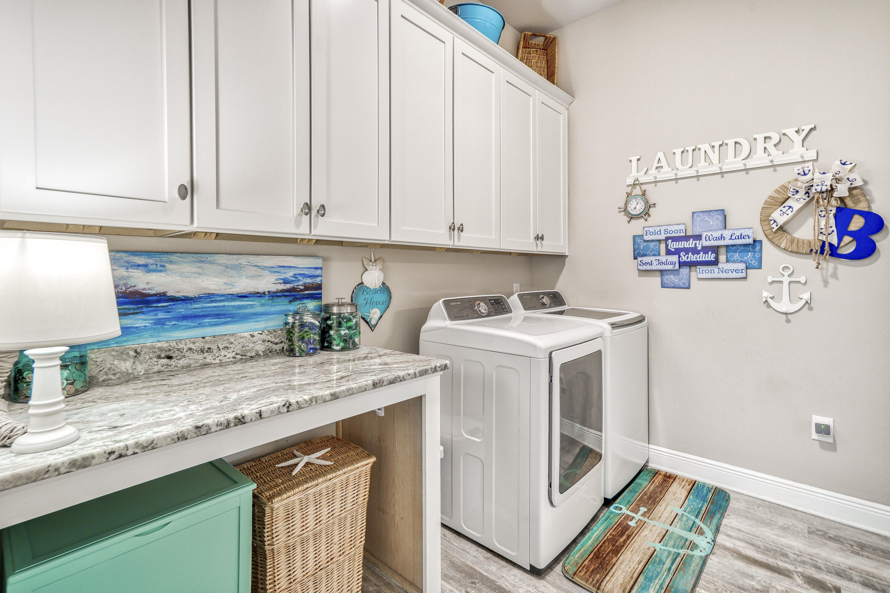 RIVIERA BEACH - Residential