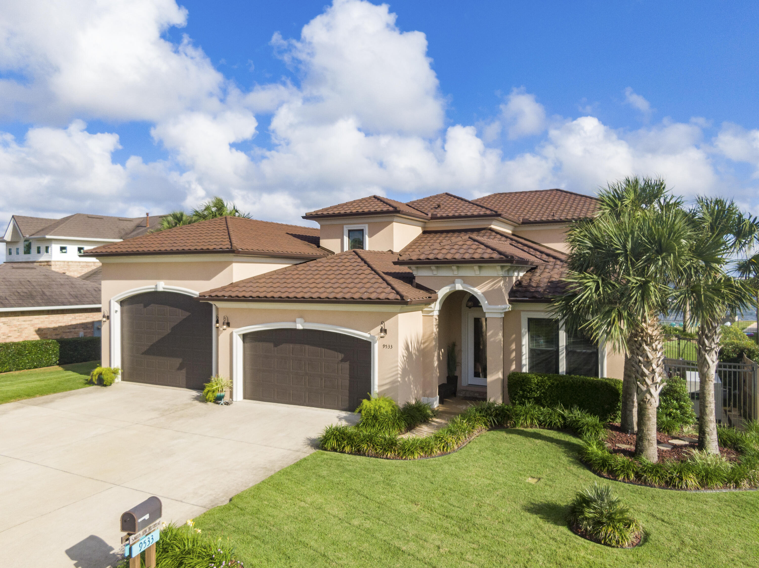 RIVIERA BEACH - Residential
