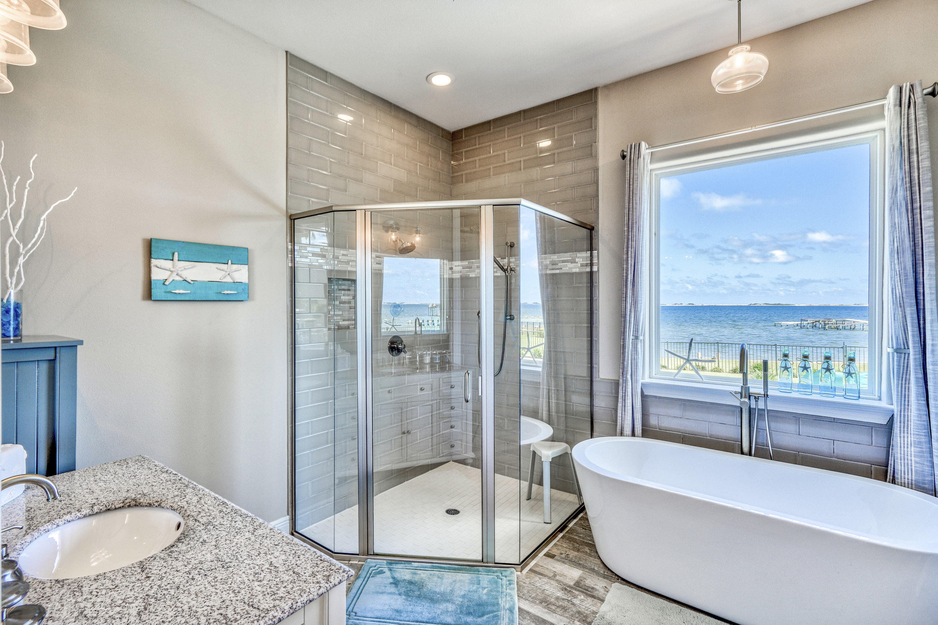 RIVIERA BEACH - Residential