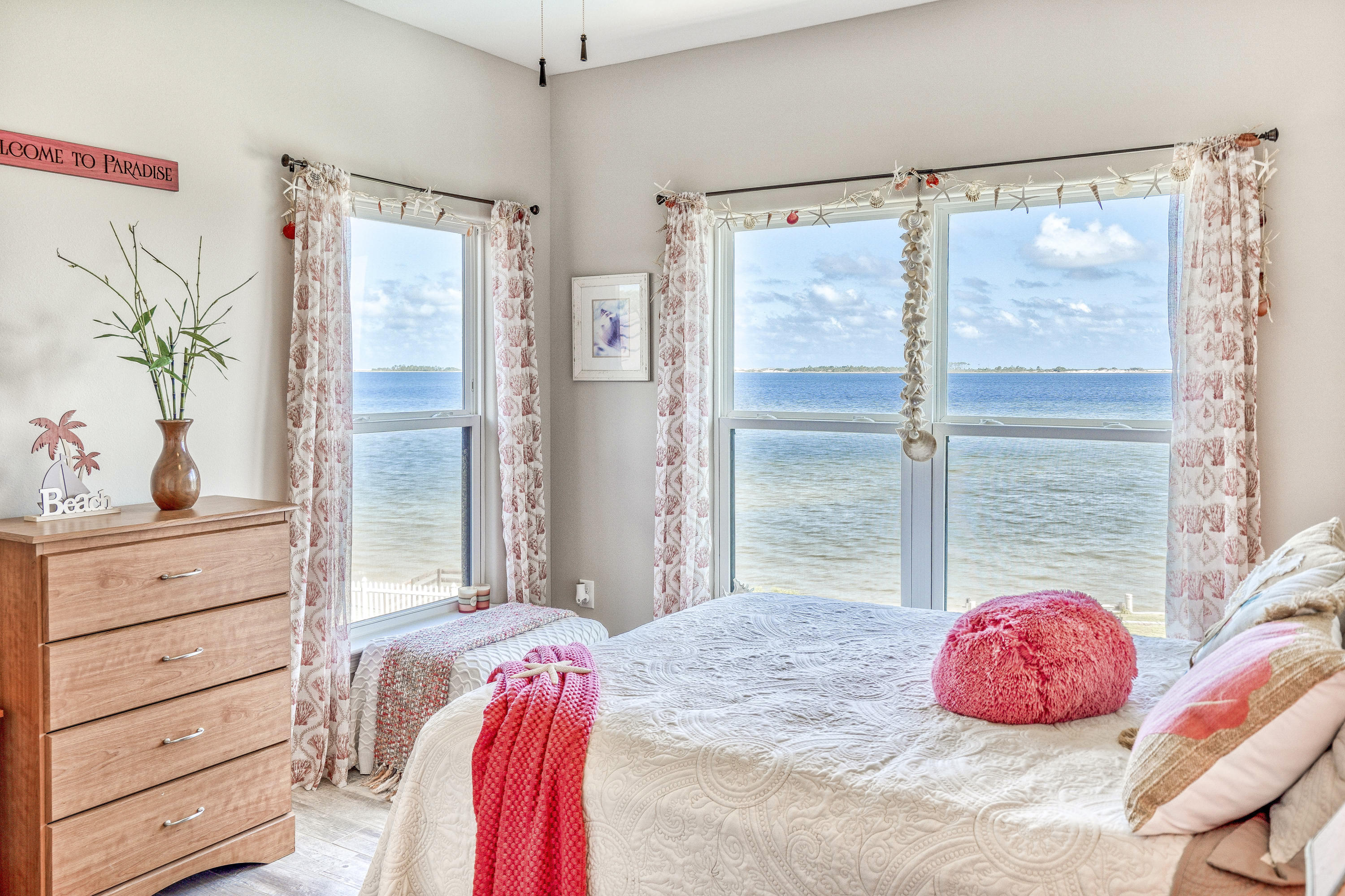 RIVIERA BEACH - Residential