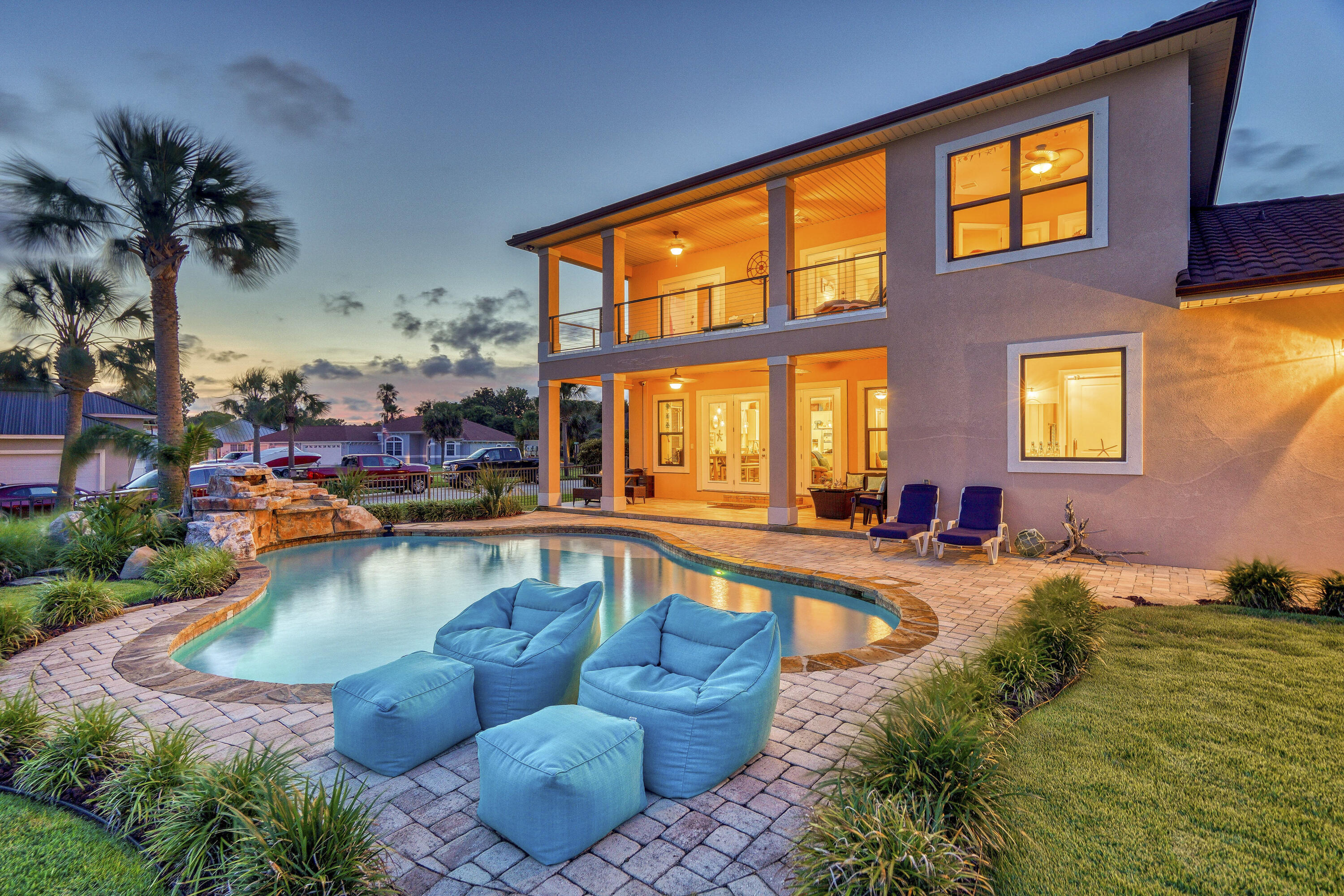 RIVIERA BEACH - Residential