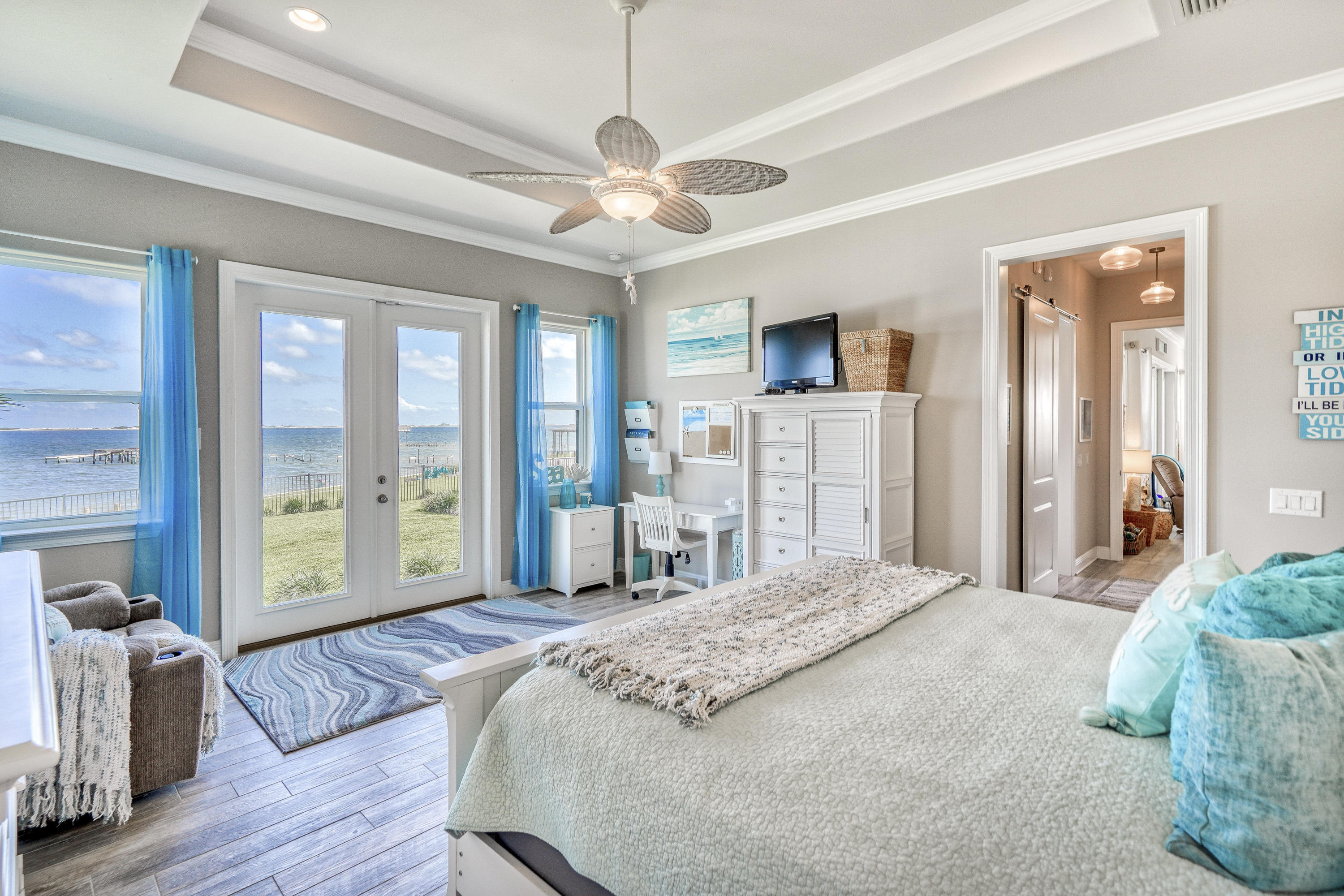 RIVIERA BEACH - Residential