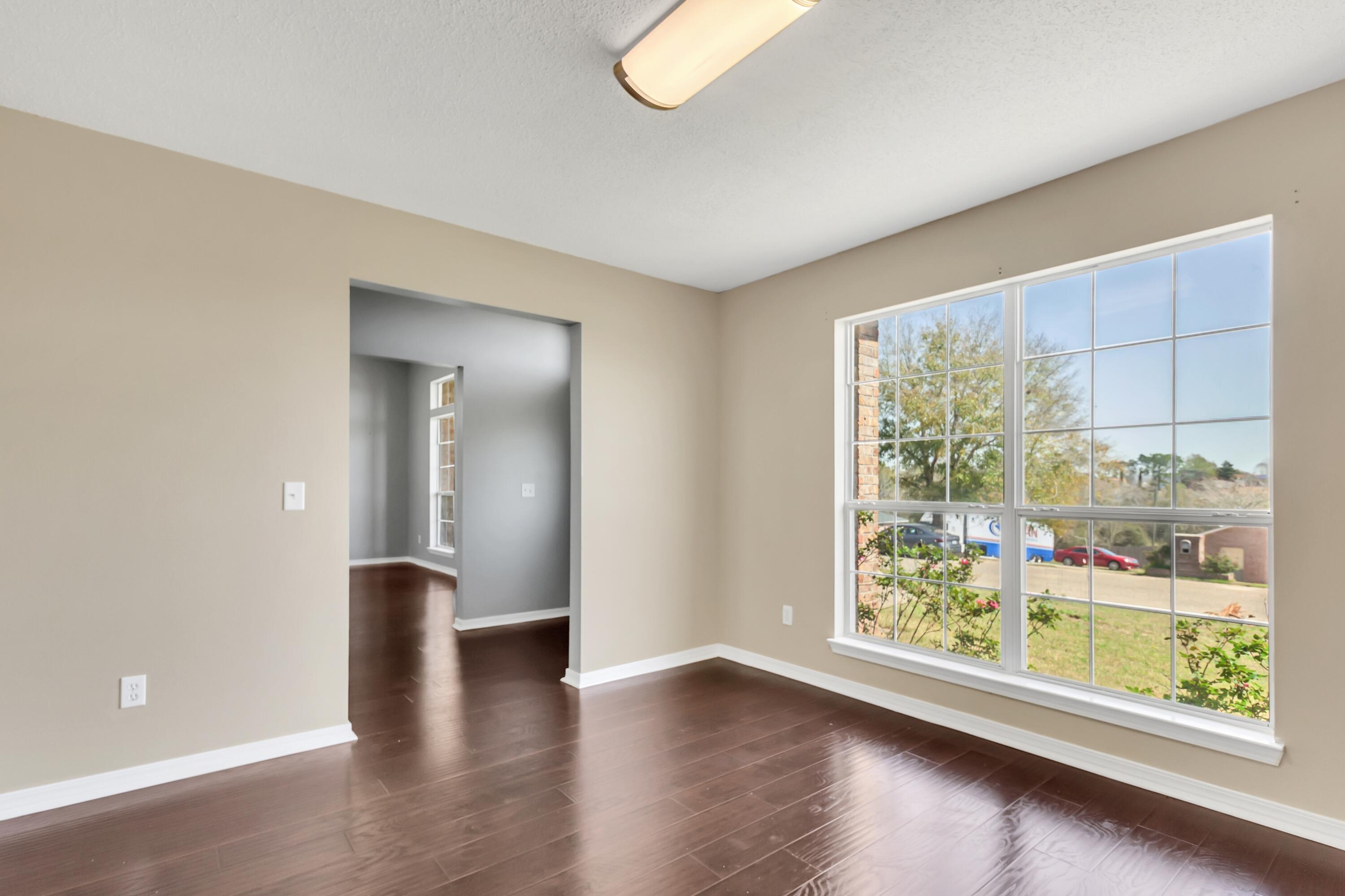 COUNTRYVIEW ESTATES 10TH ADDN - Residential