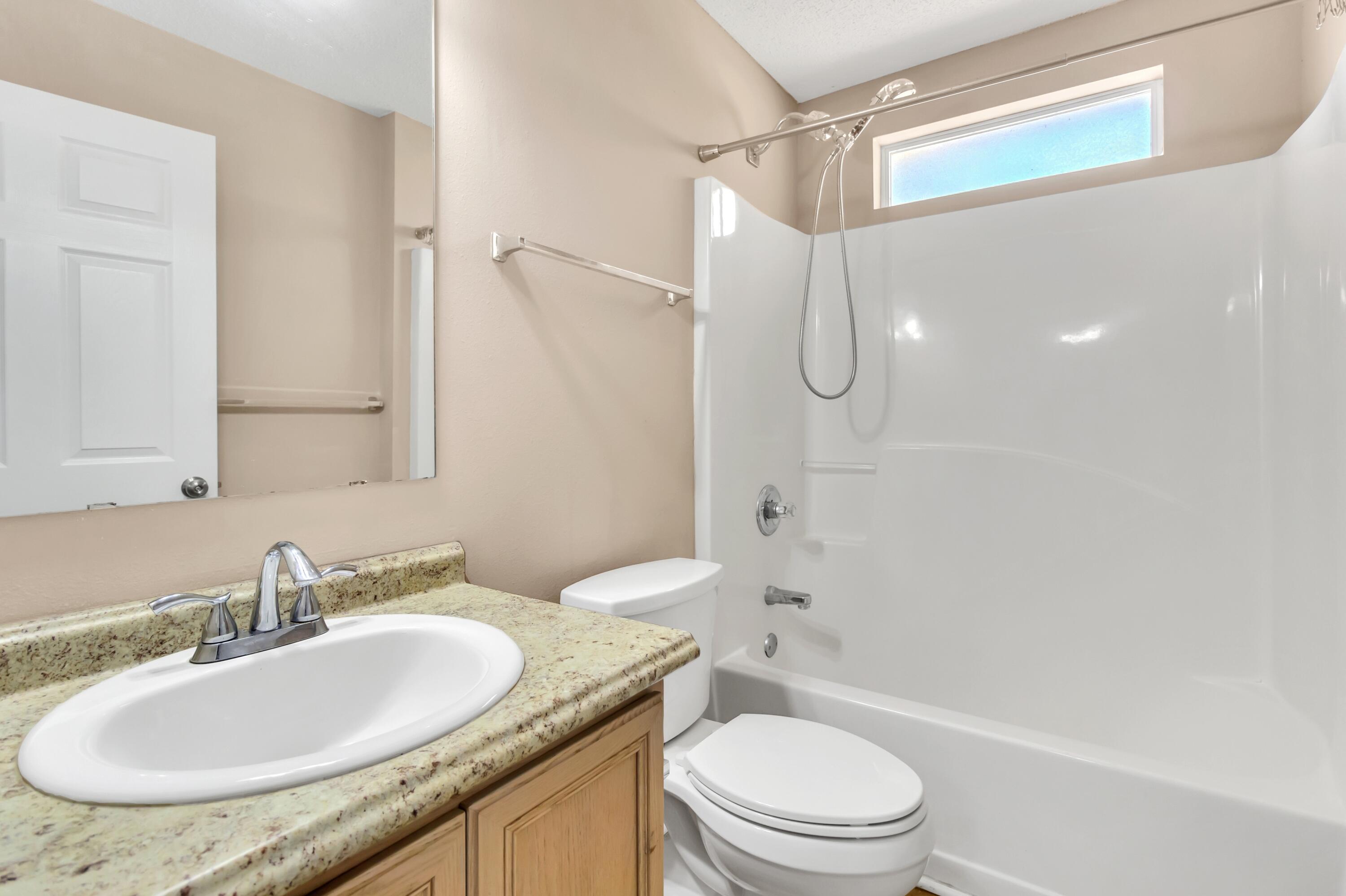 COUNTRYVIEW ESTATES 10TH ADDN - Residential