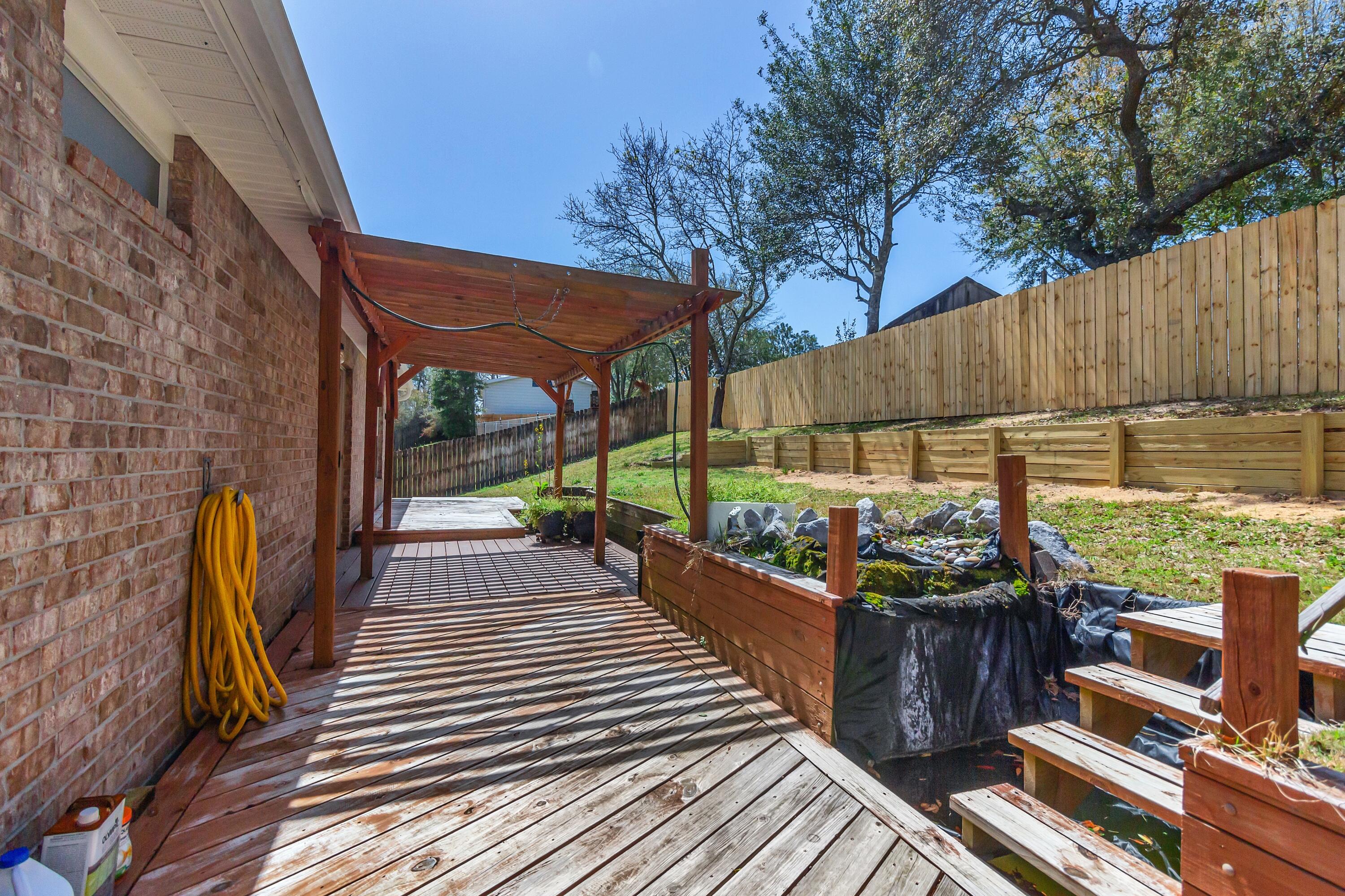 COUNTRYVIEW ESTATES 10TH ADDN - Residential