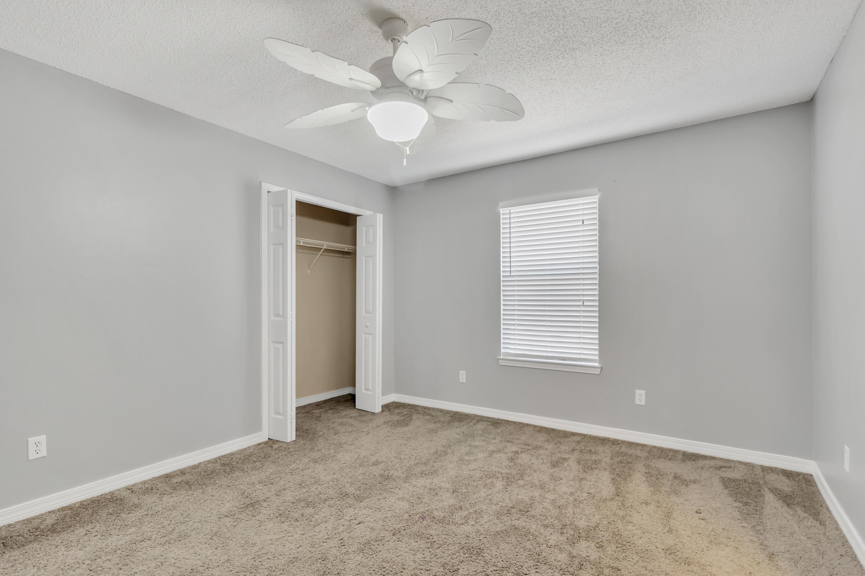 COUNTRYVIEW ESTATES 10TH ADDN - Residential