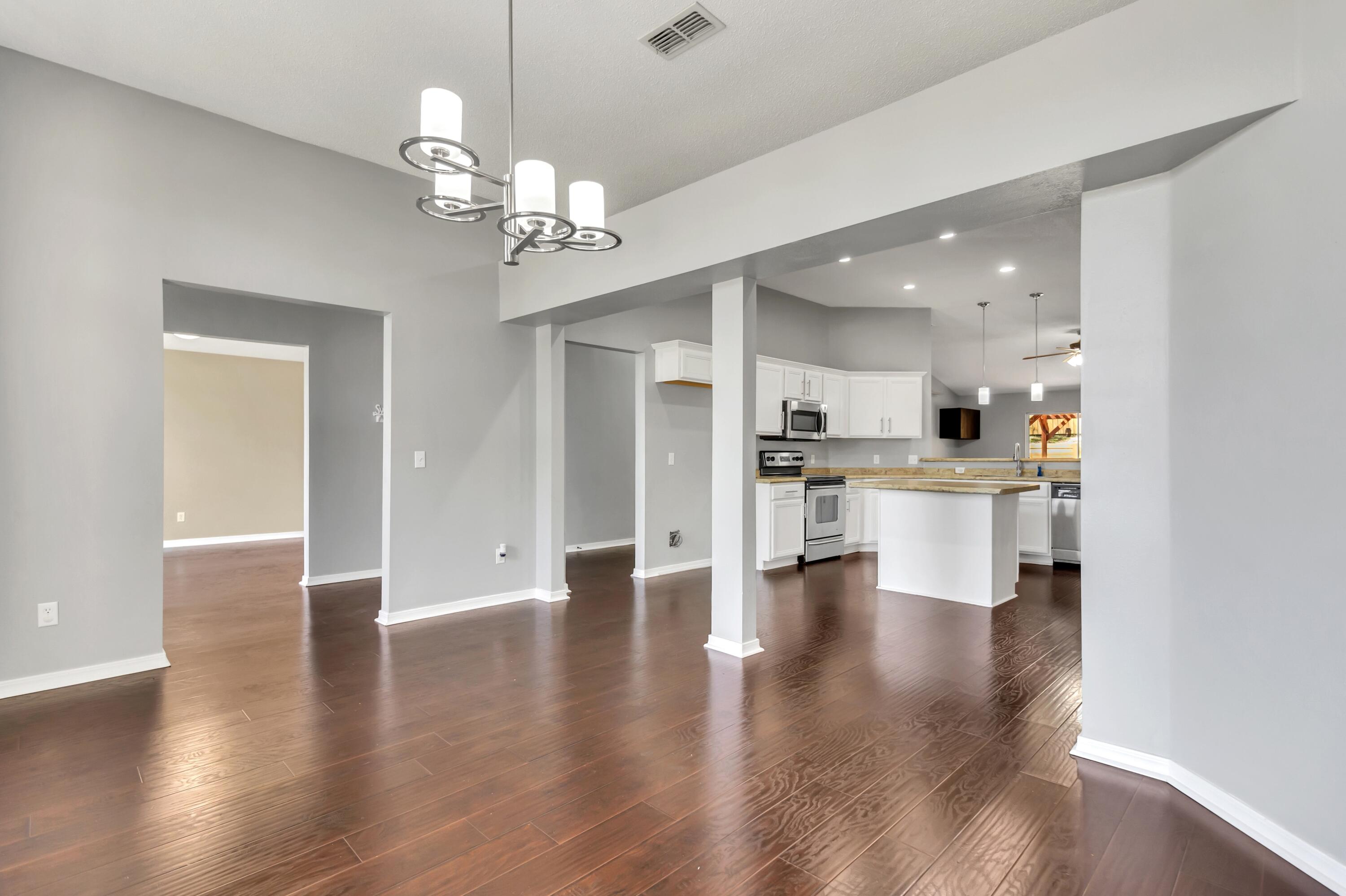 COUNTRYVIEW ESTATES 10TH ADDN - Residential