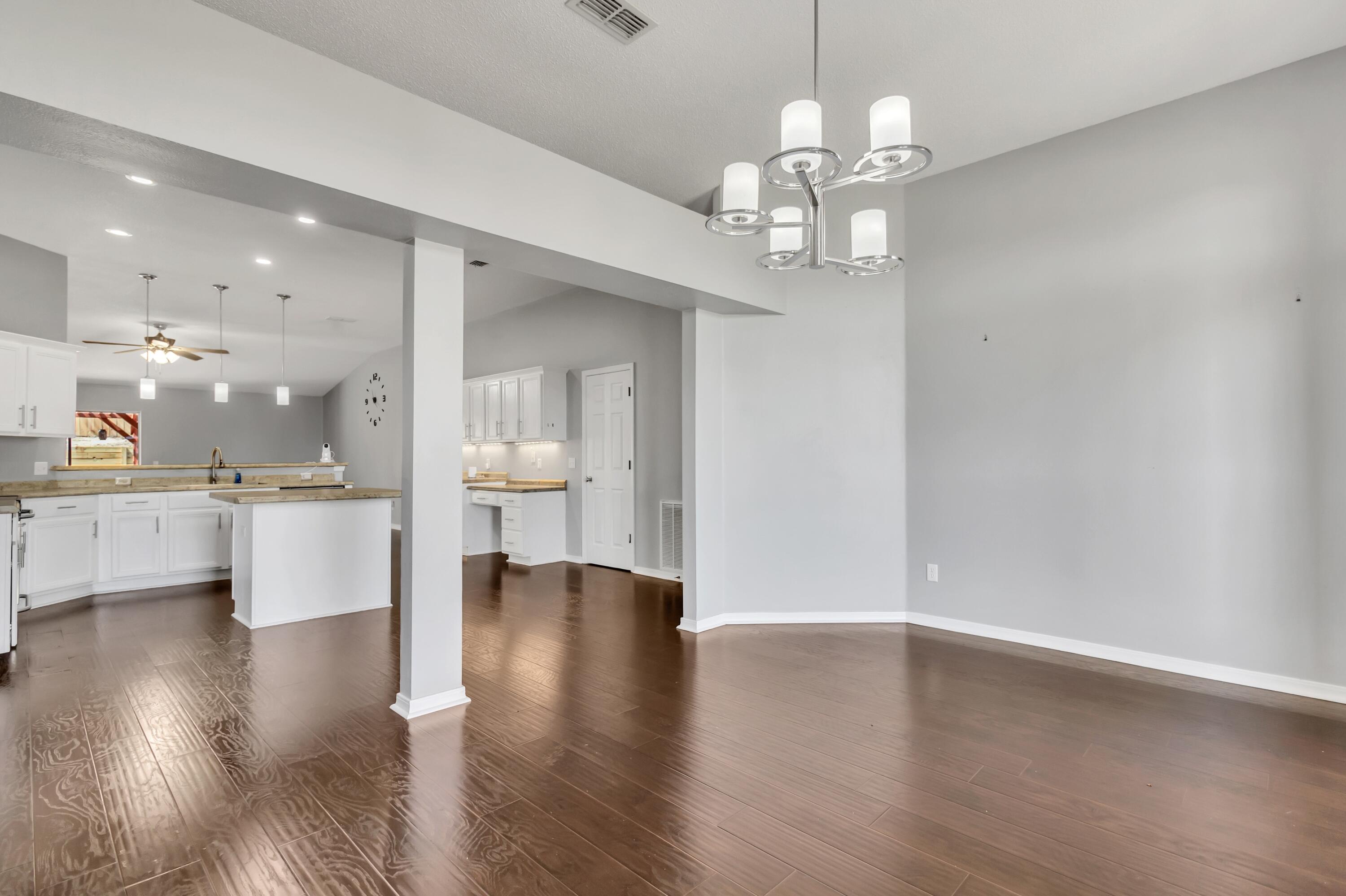 COUNTRYVIEW ESTATES 10TH ADDN - Residential