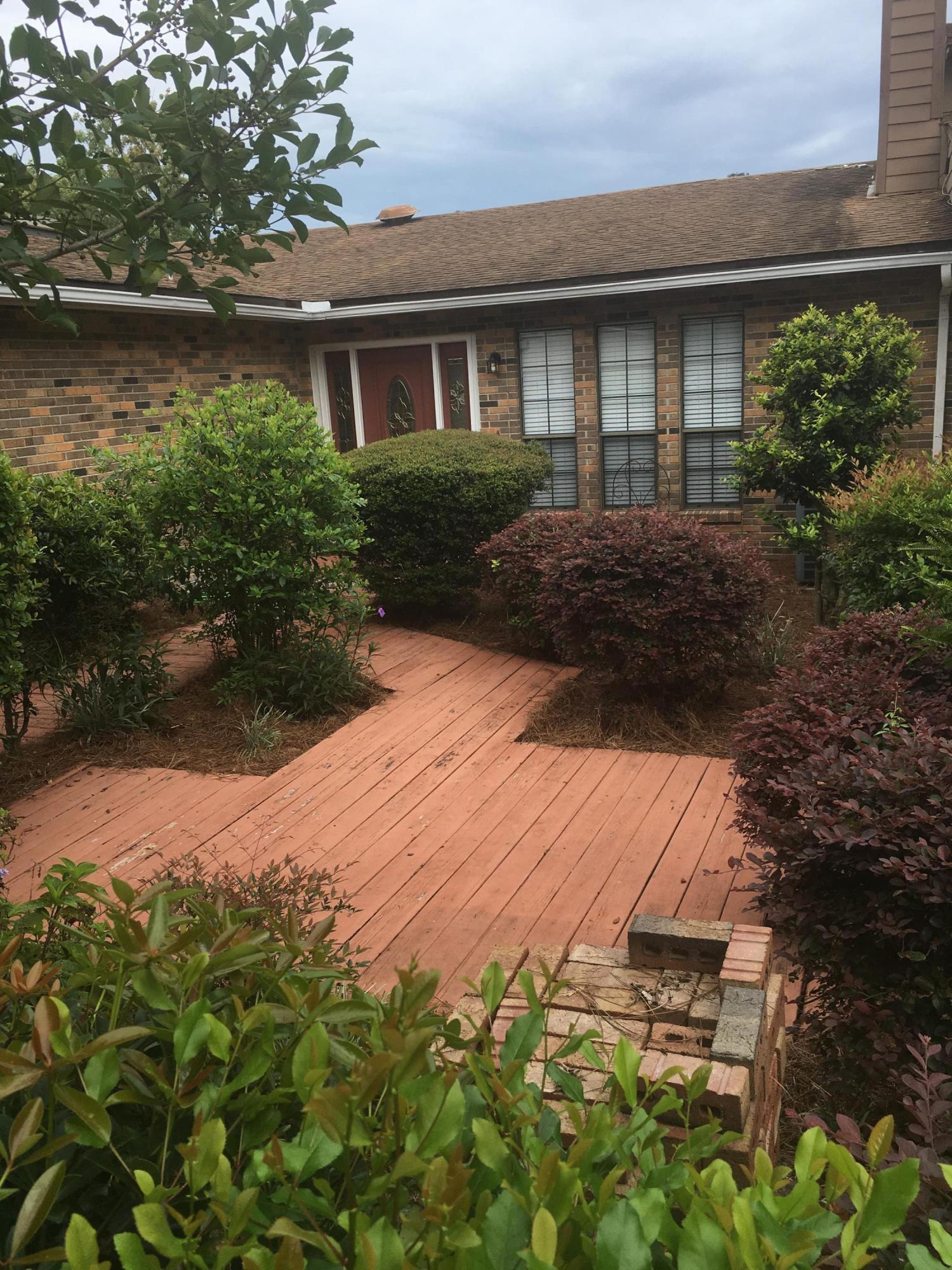 DONLABROOK GARDYNS - Residential