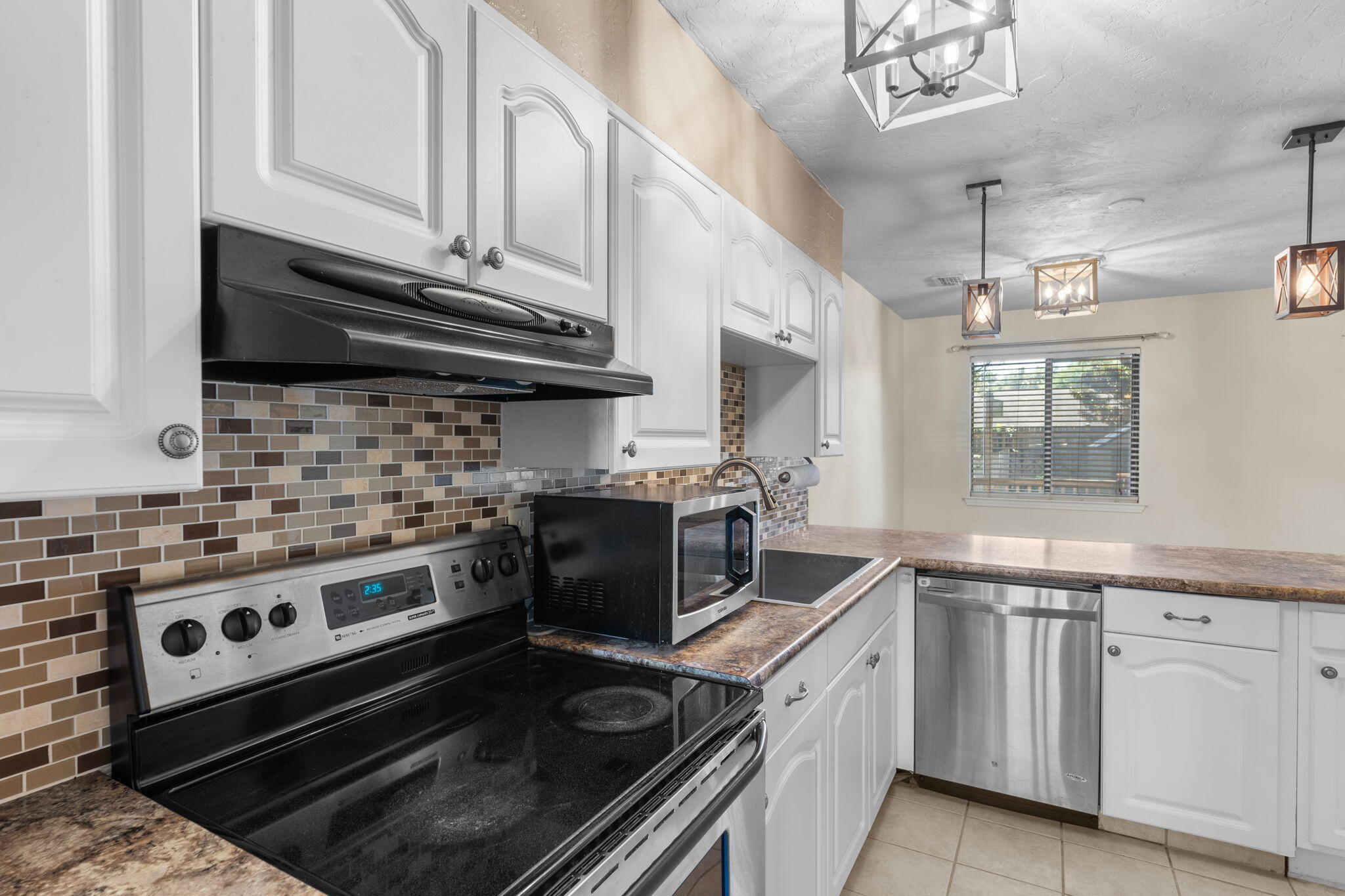 PINE RIDGE TRACE RE/SUB - Residential