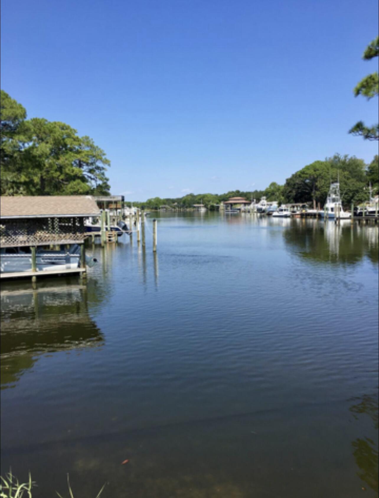 PINE RIDGE TRACE RE/SUB - Residential