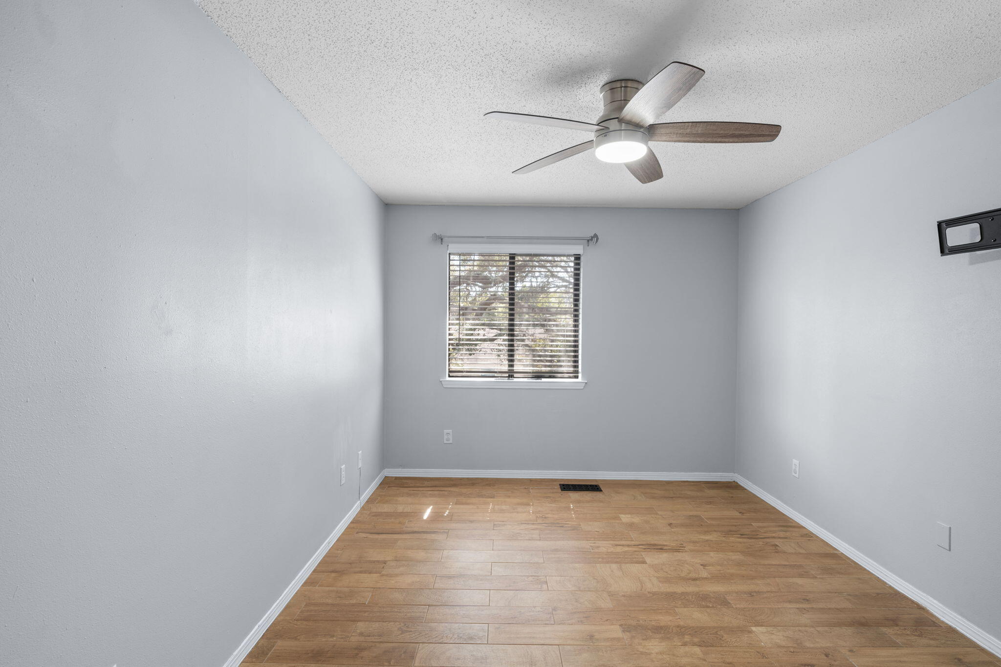 PINE RIDGE TRACE RE/SUB - Residential