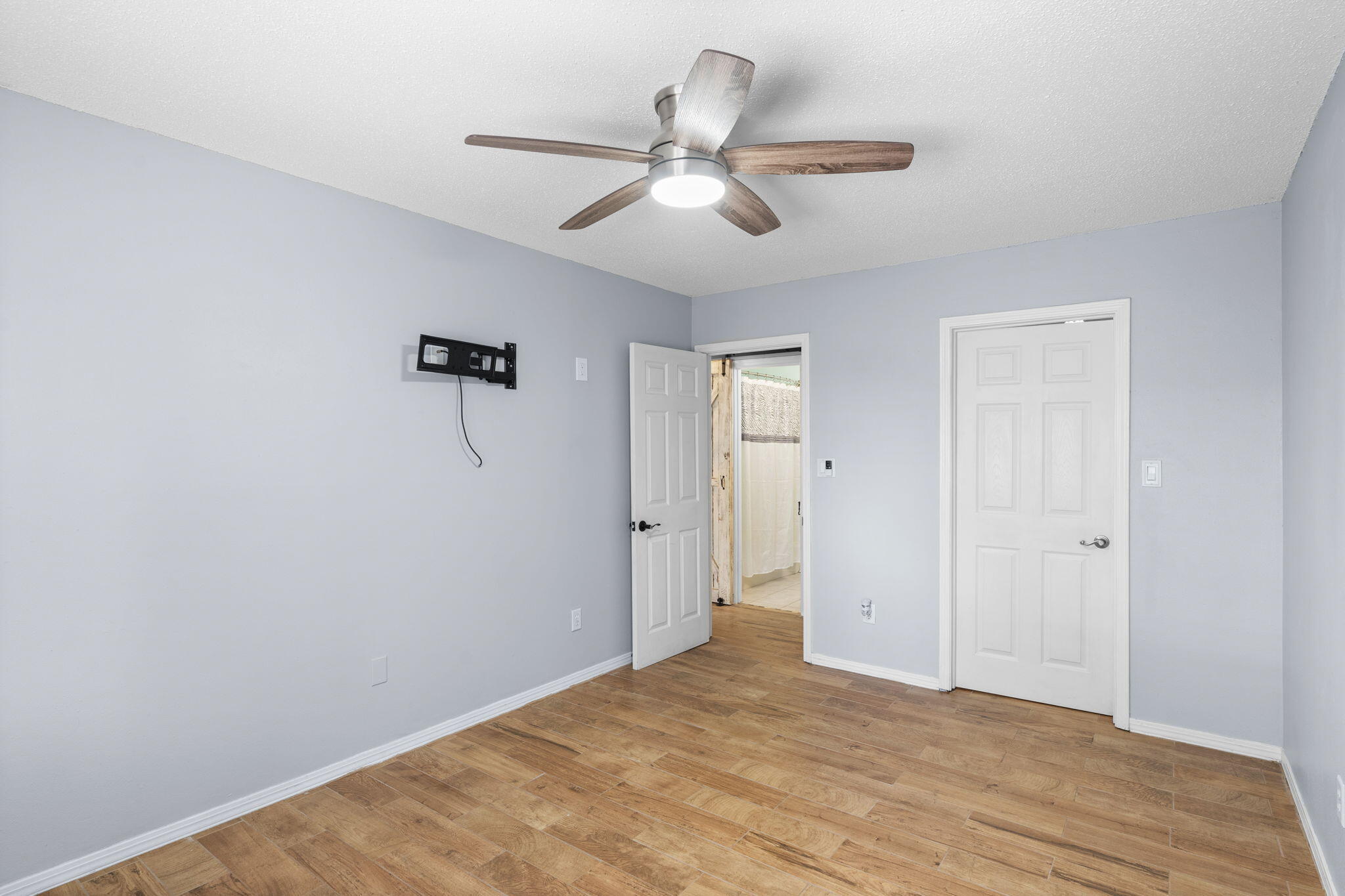PINE RIDGE TRACE RE/SUB - Residential