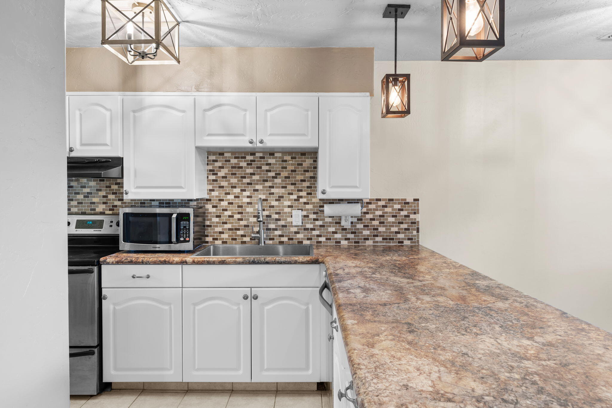 PINE RIDGE TRACE RE/SUB - Residential