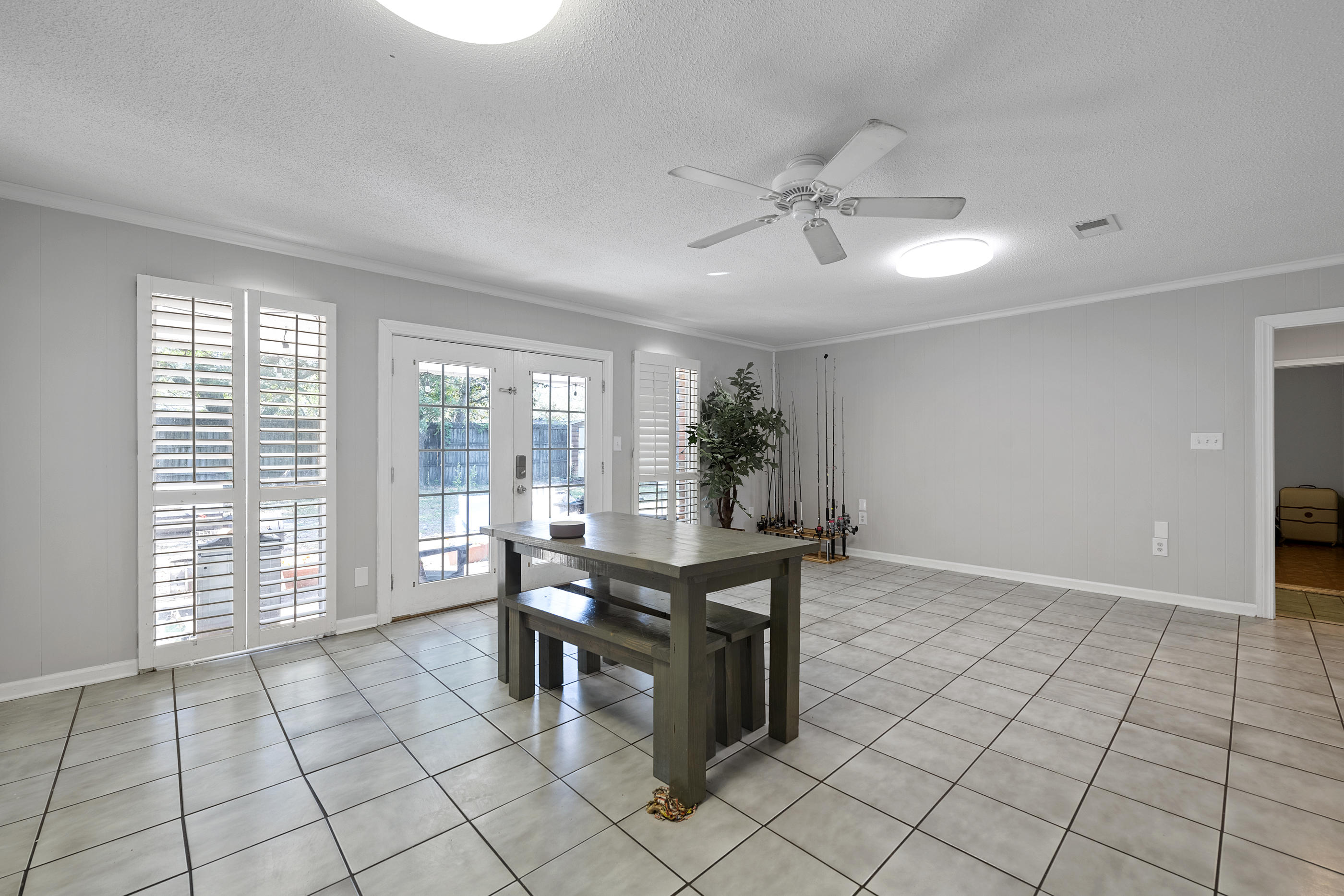 MIRAMAR ESTATES - Residential