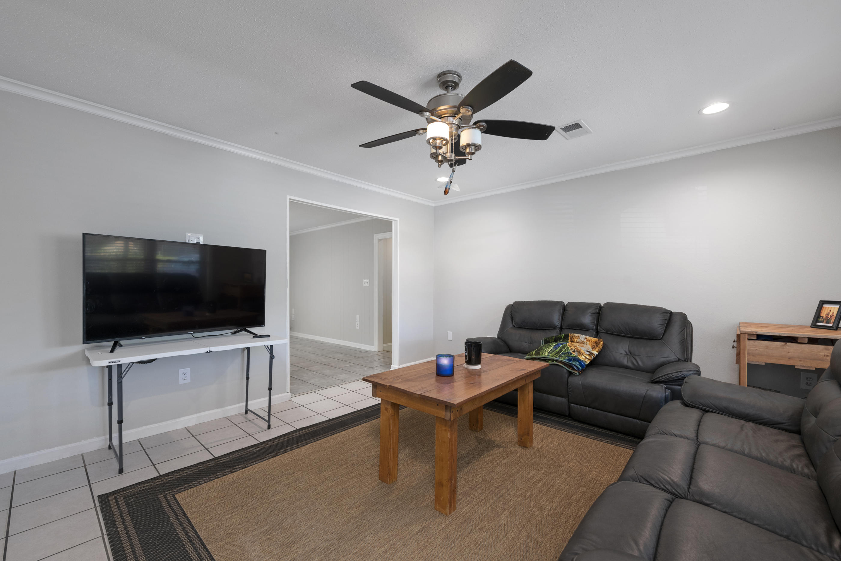 MIRAMAR ESTATES - Residential