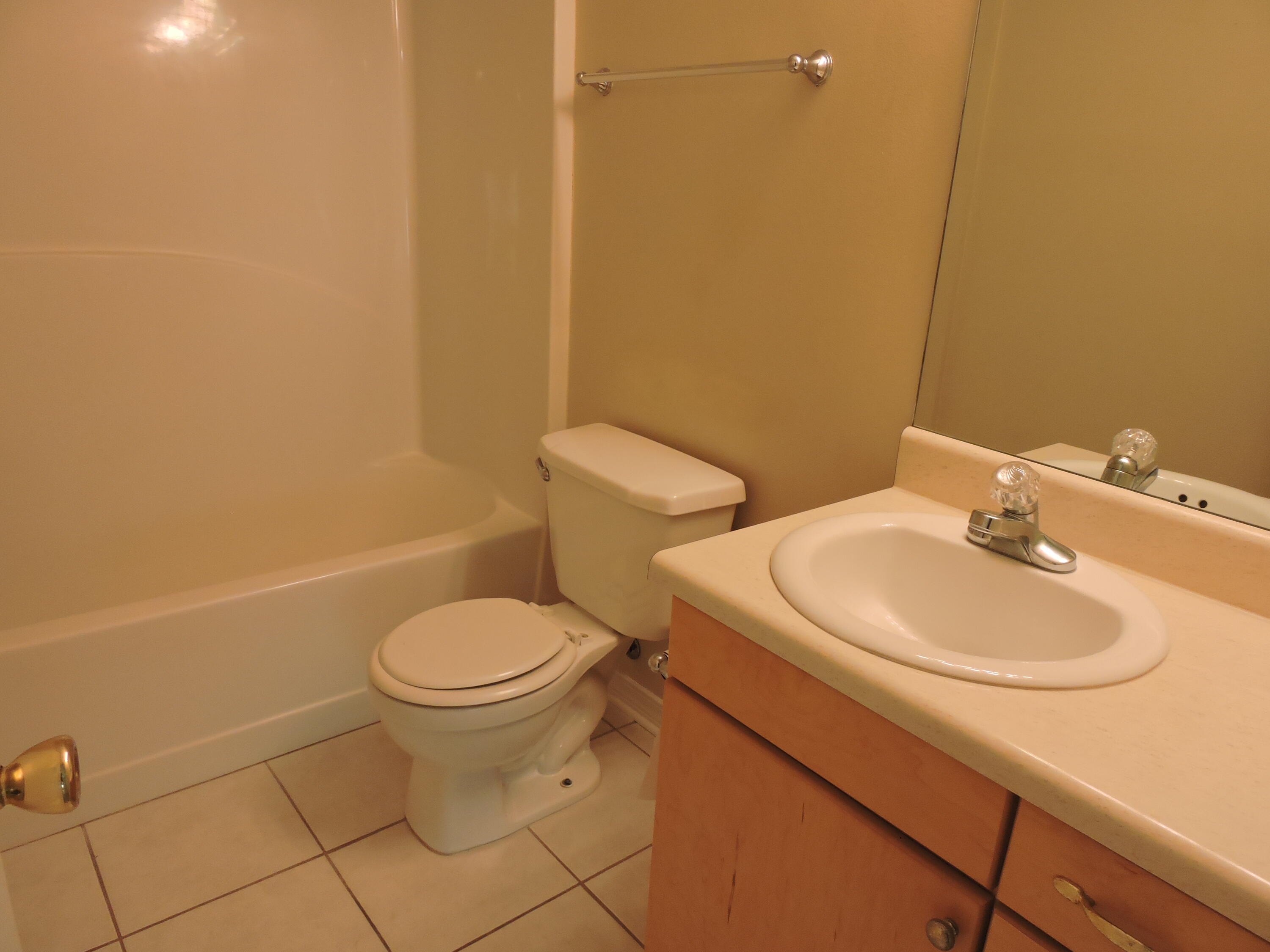 AUBURN ACRES - Residential Lease