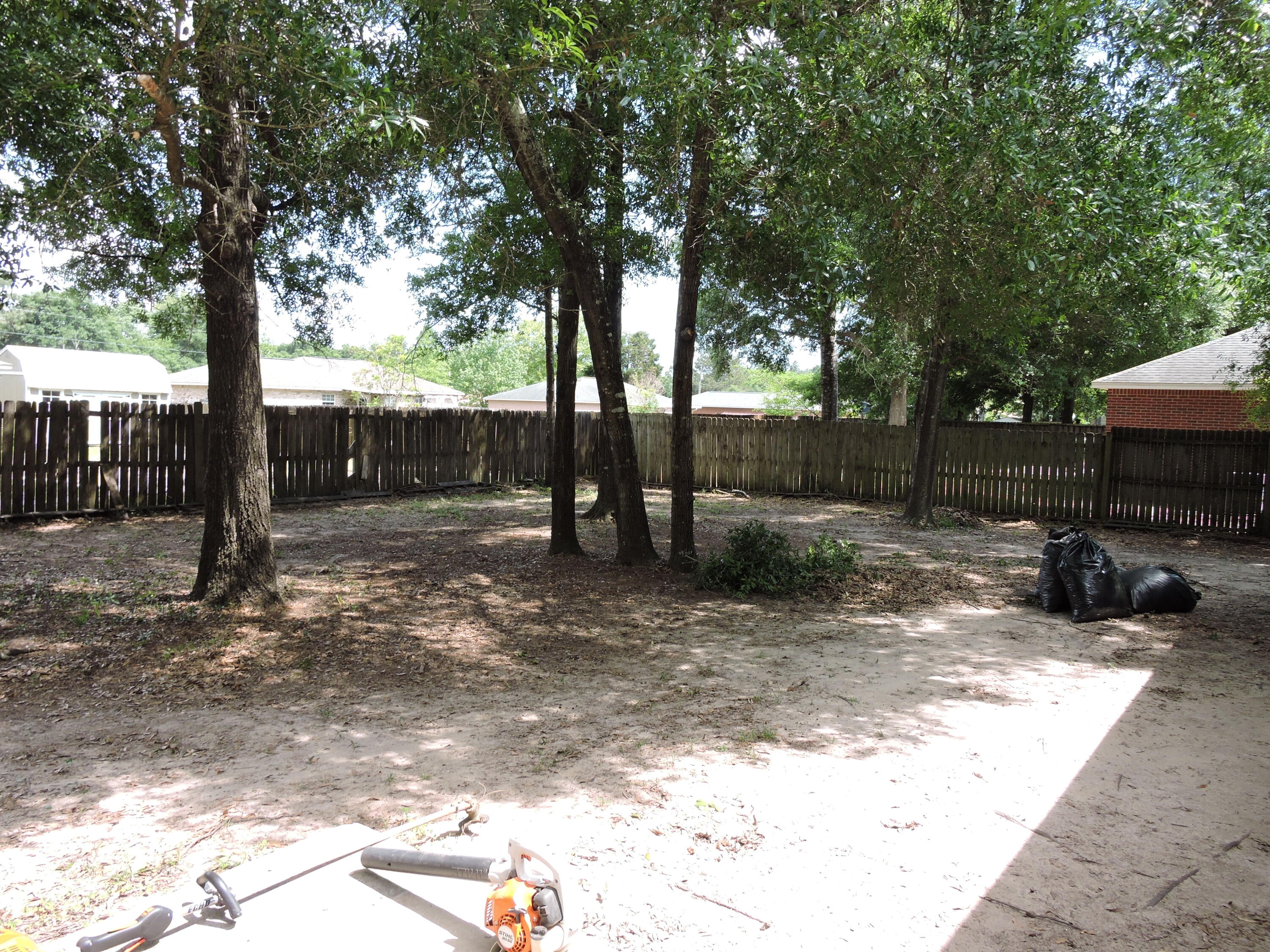 AUBURN ACRES - Residential Lease