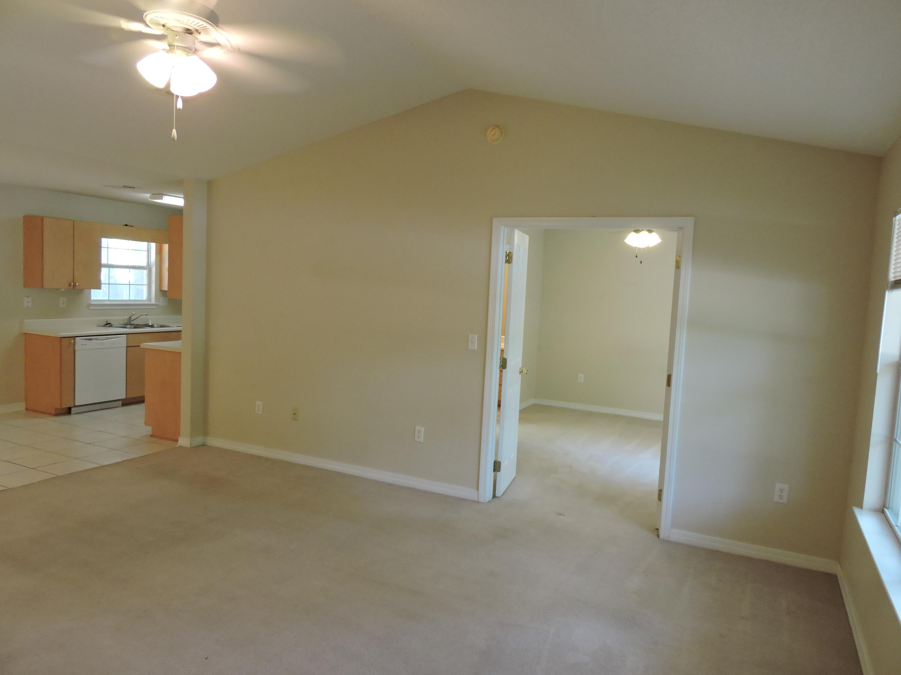 AUBURN ACRES - Residential Lease