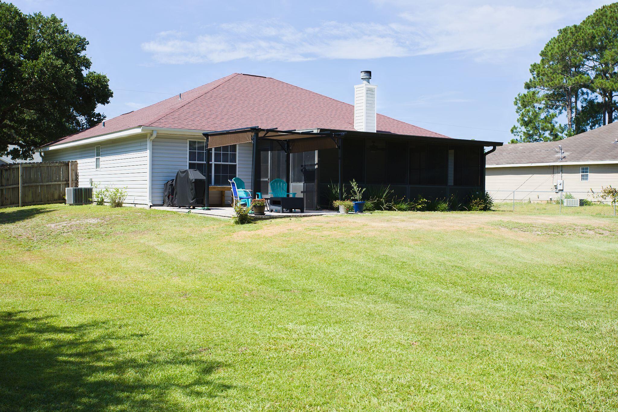 NAVARRE S/D 2ND ADDN - Residential