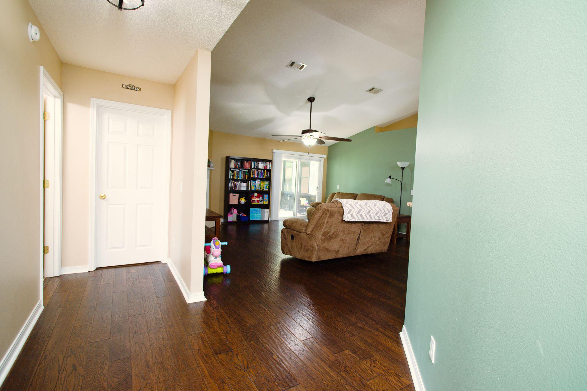 NAVARRE S/D 2ND ADDN - Residential