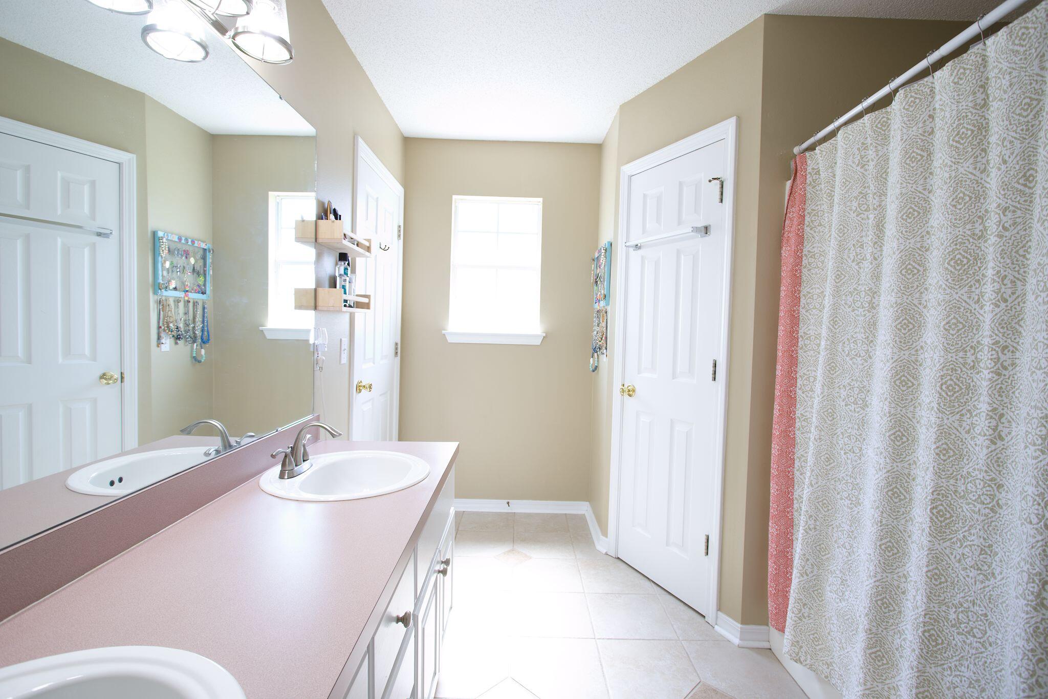 NAVARRE S/D 2ND ADDN - Residential