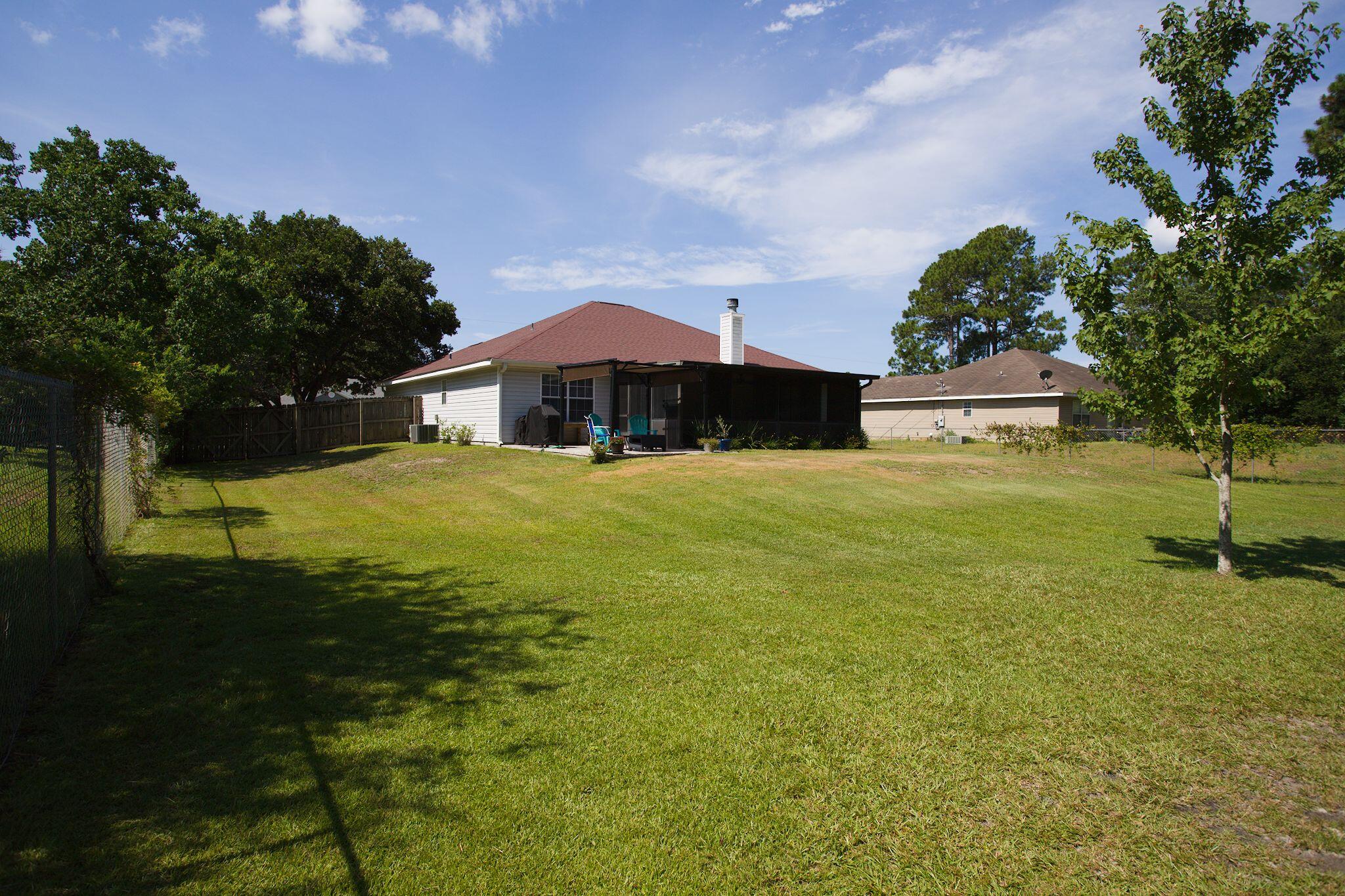 NAVARRE S/D 2ND ADDN - Residential