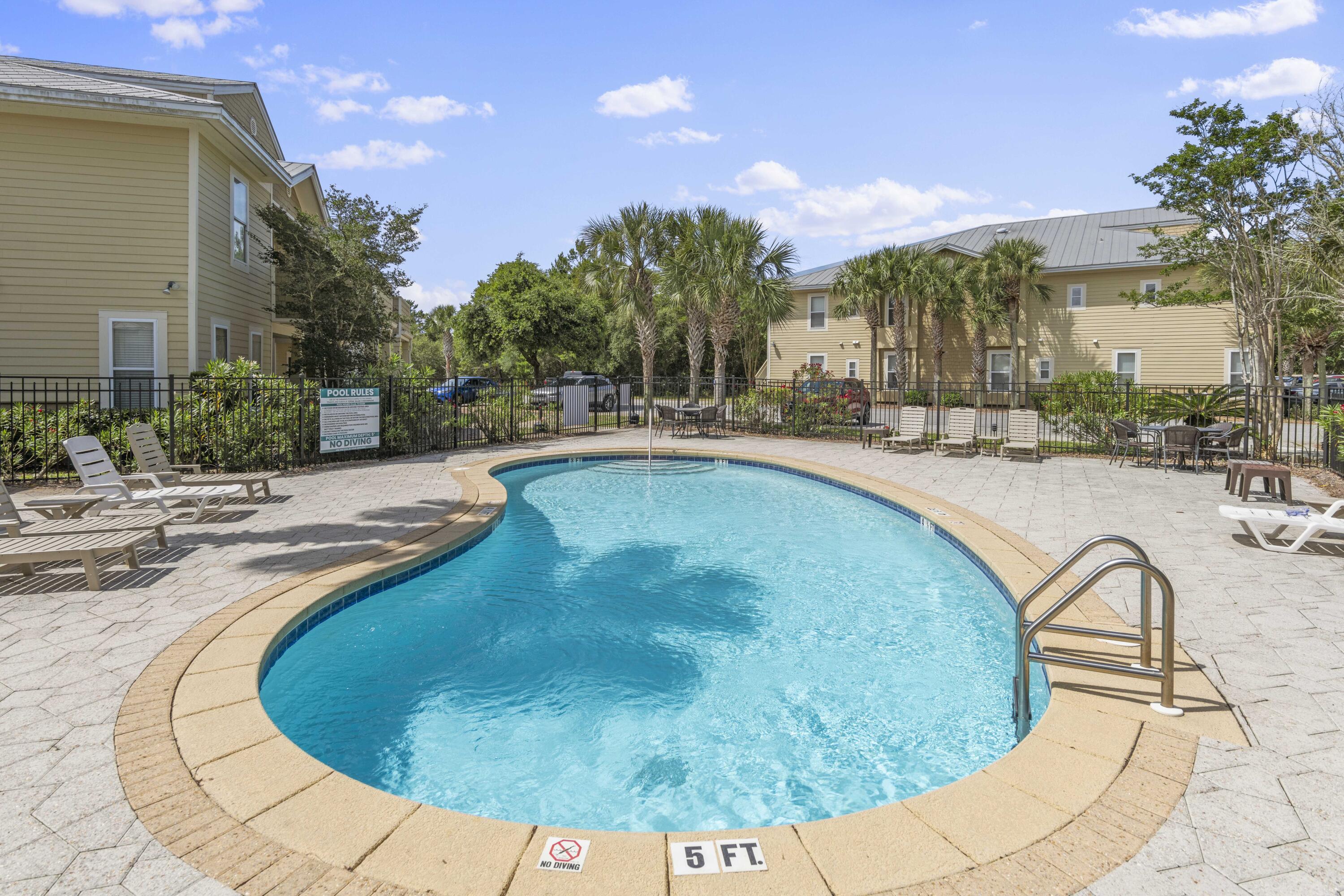 TOPSAIL VILLAGE - Residential