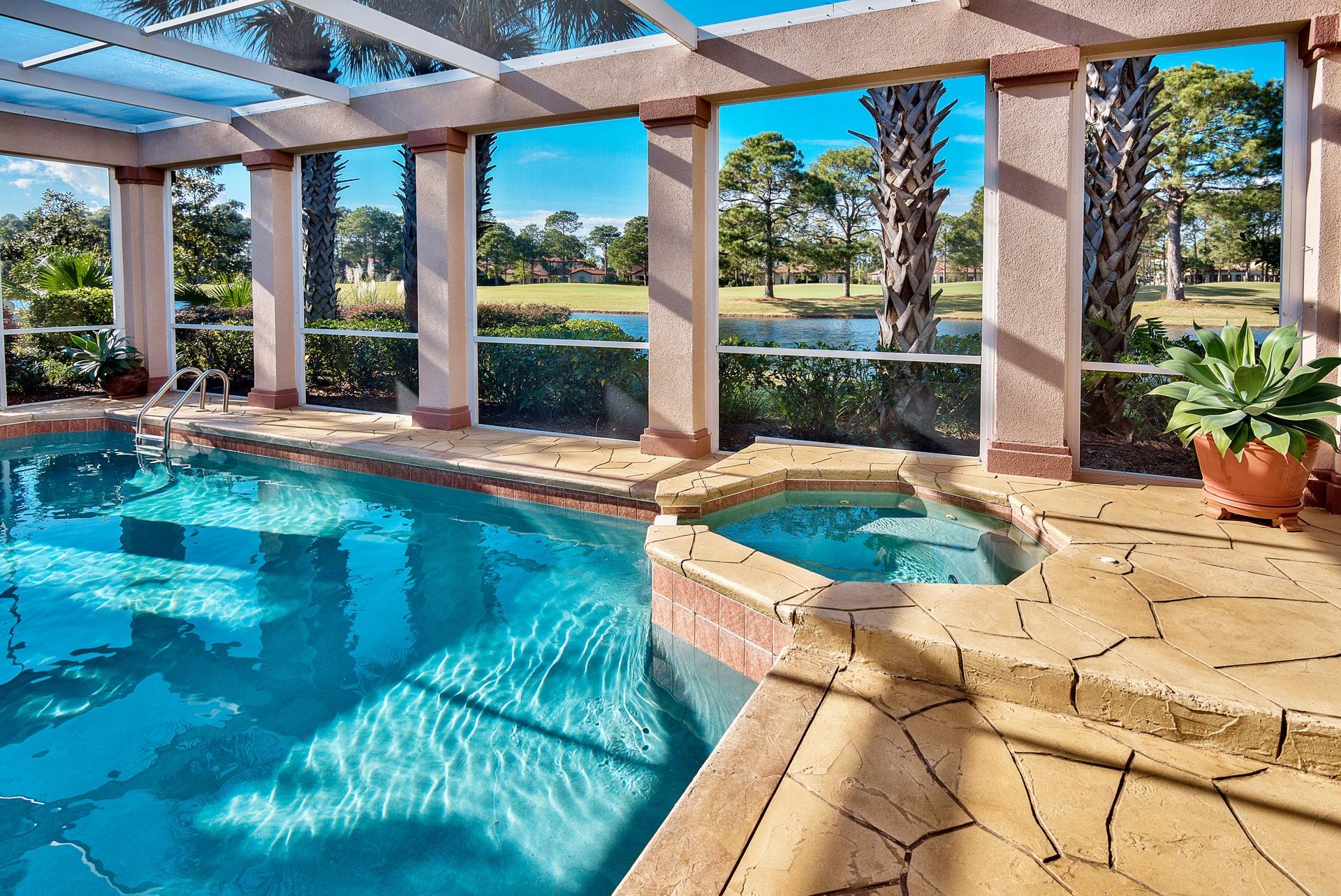 ISLAND GREEN - Residential